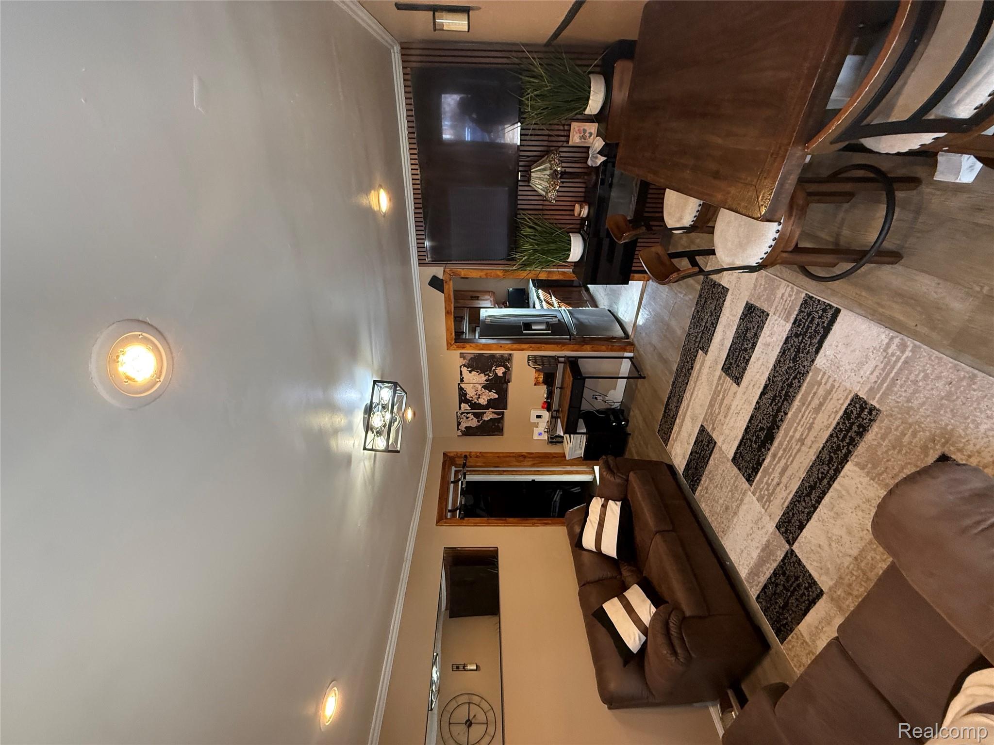 27233 New York Street