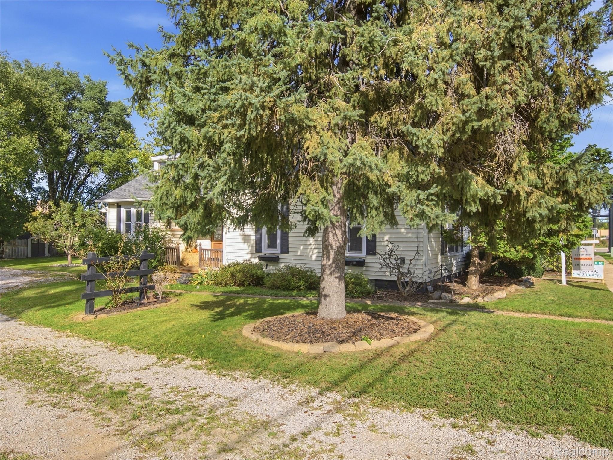 5815 Chicago Road