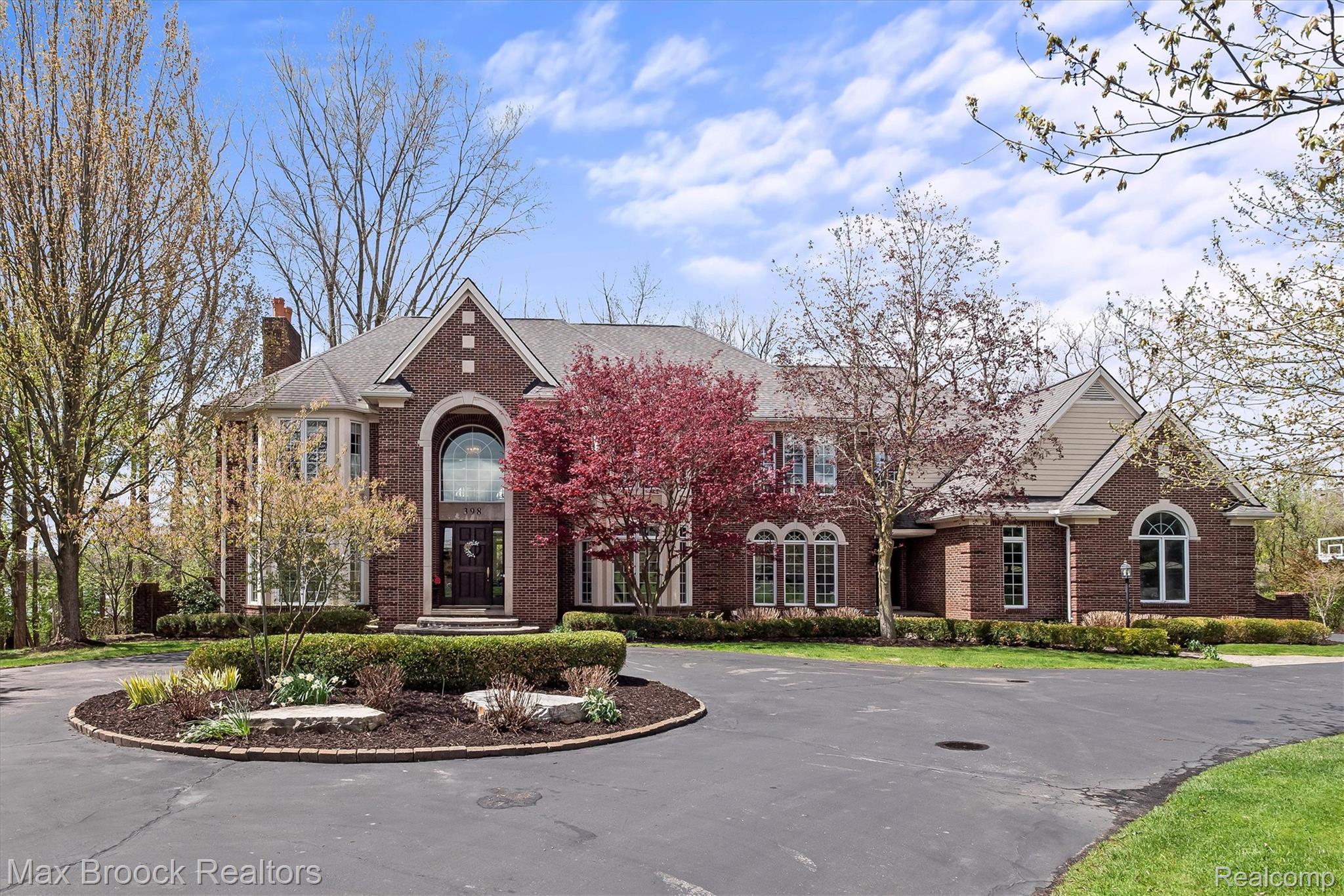 398 Shrewsbury Drive