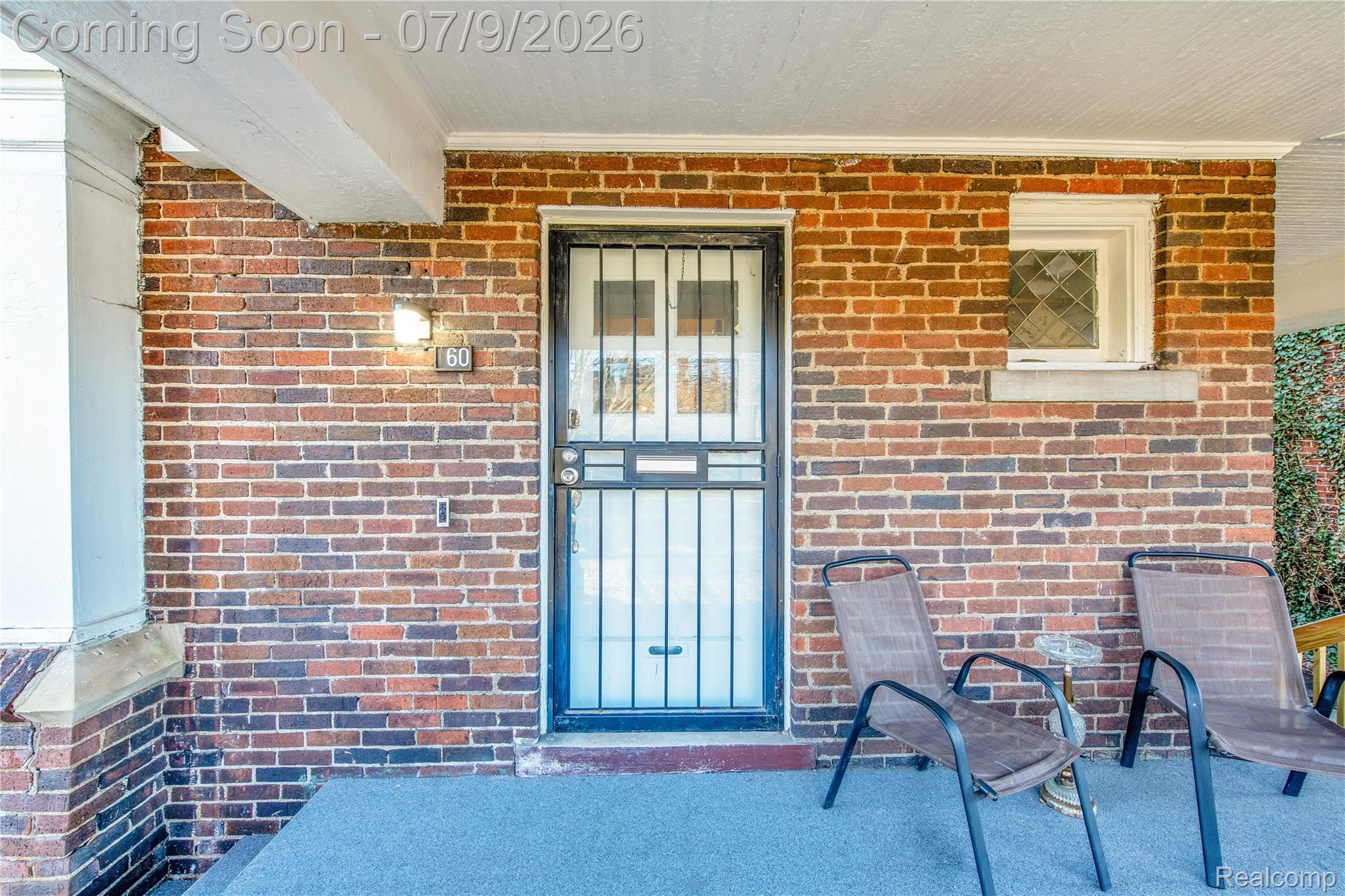 60 McLean Street
