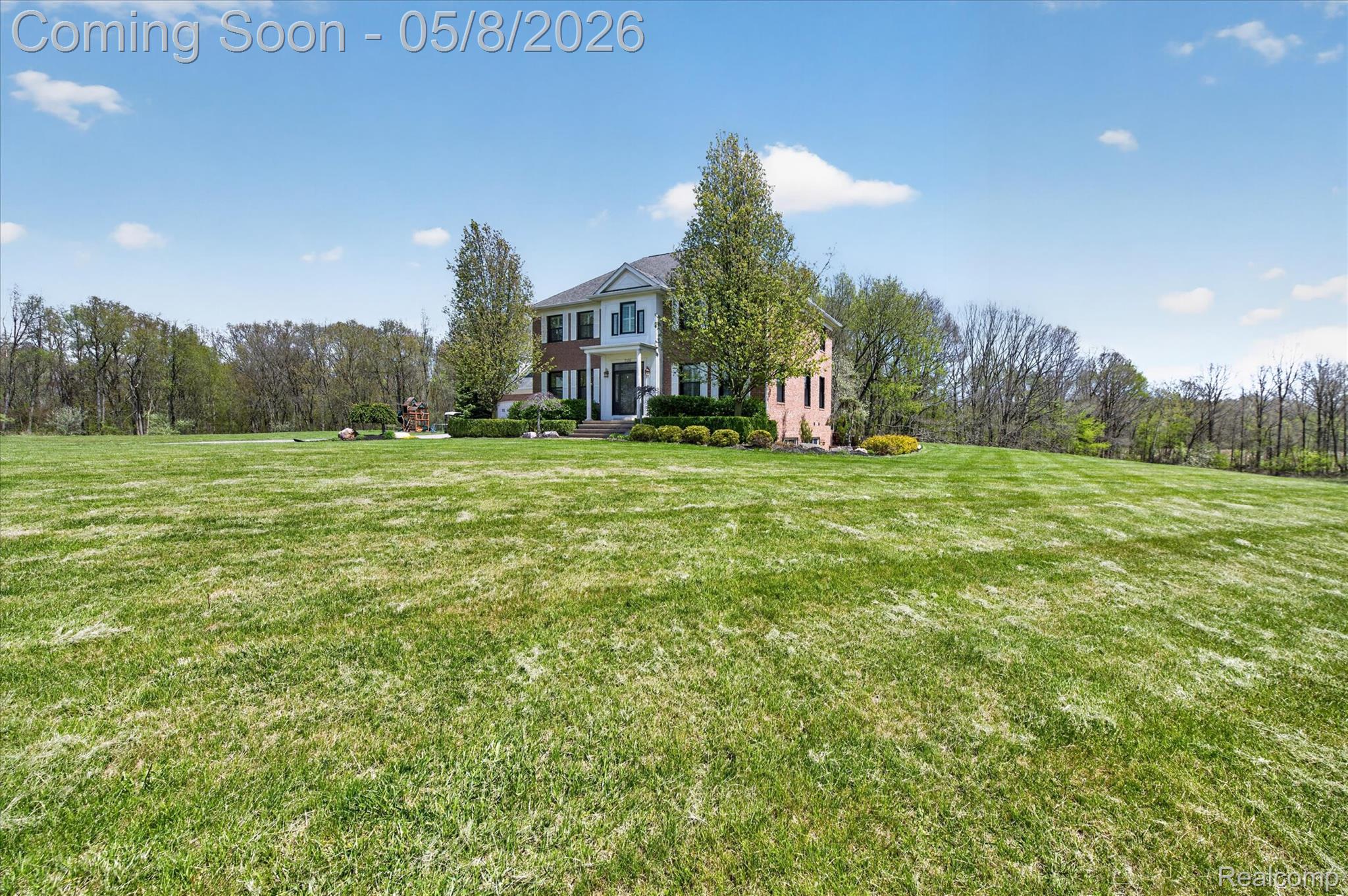 7156 Manor Lane