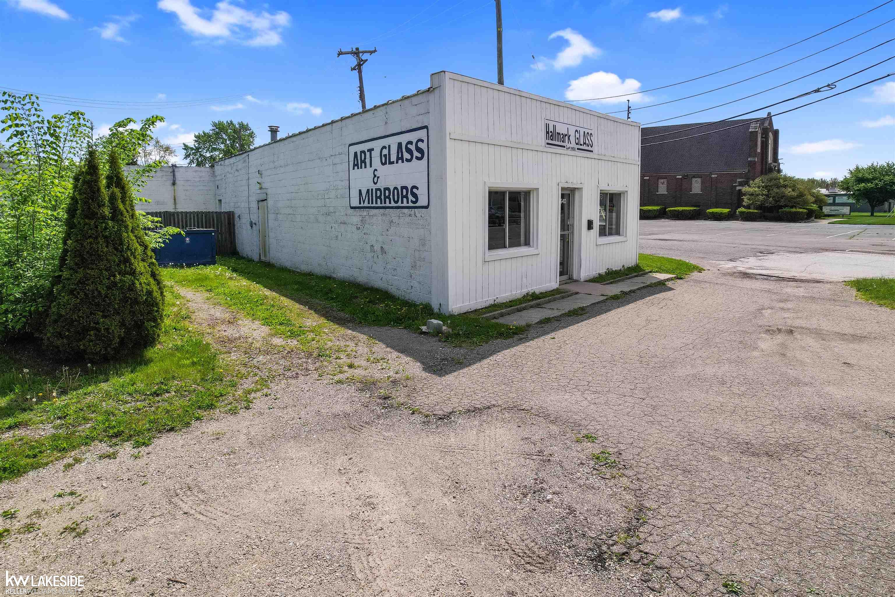 32540 Utica Road
