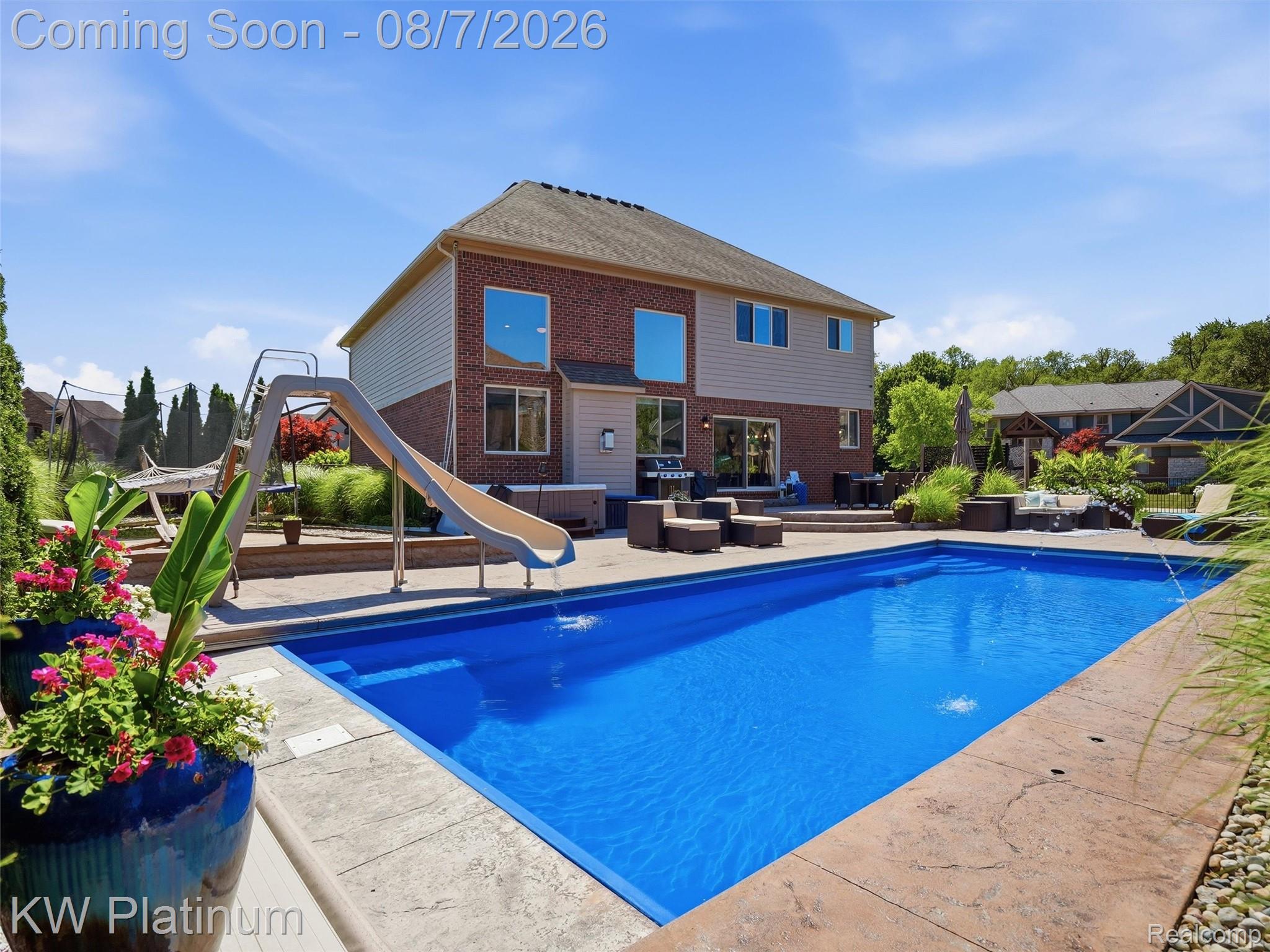 19275 Elkhound Drive