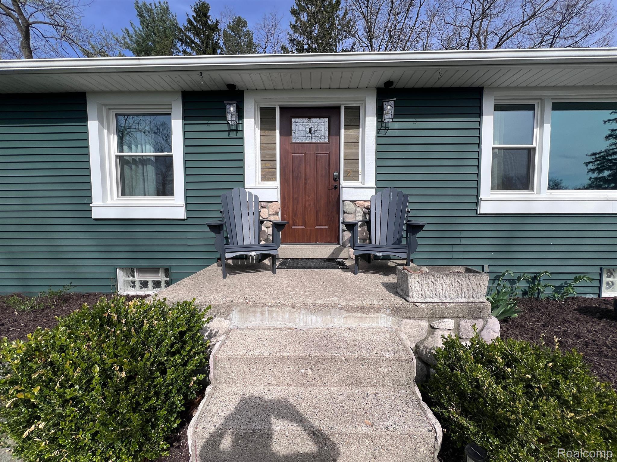 620 EAST Street