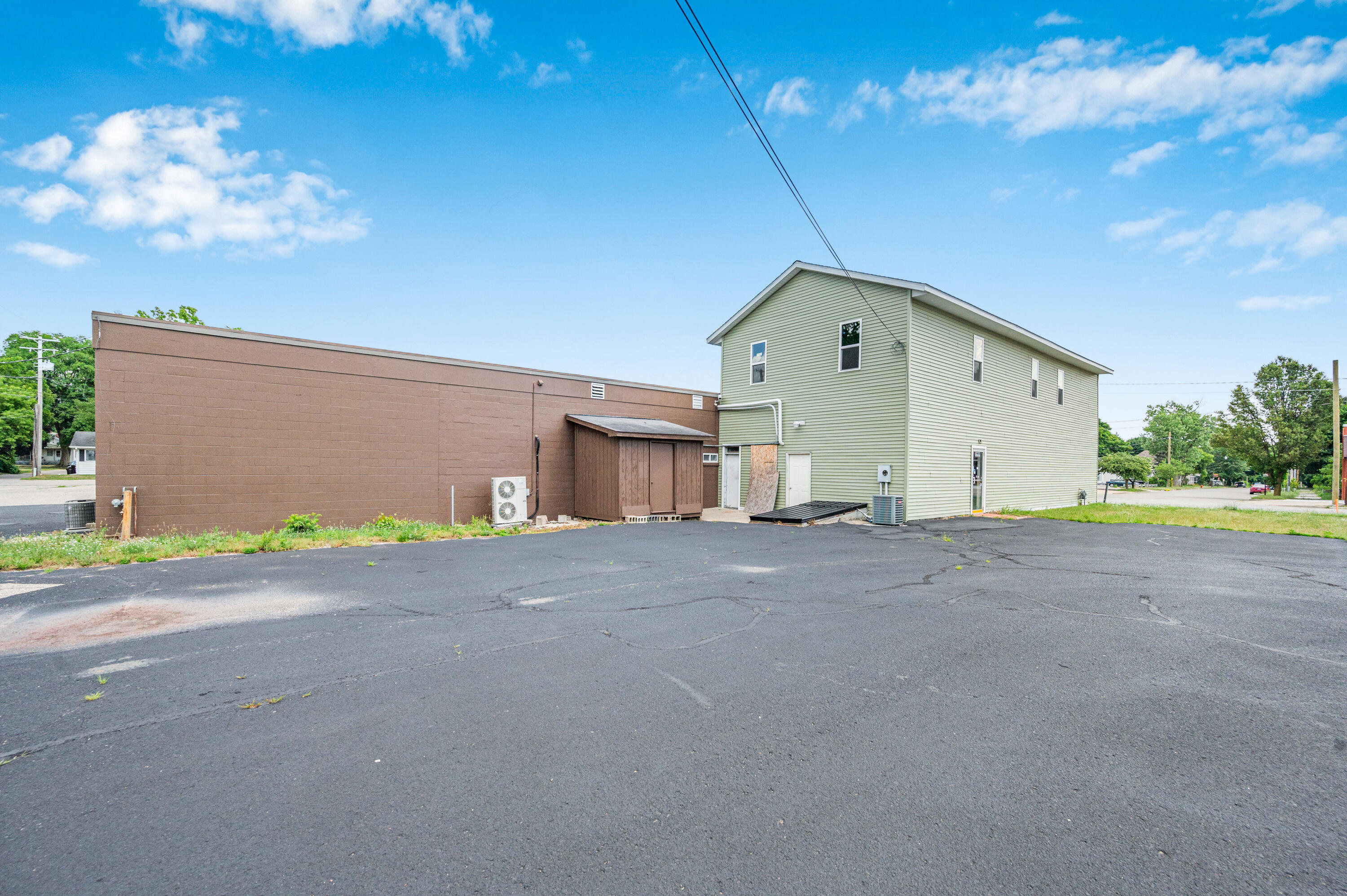 603 & 605 N State St