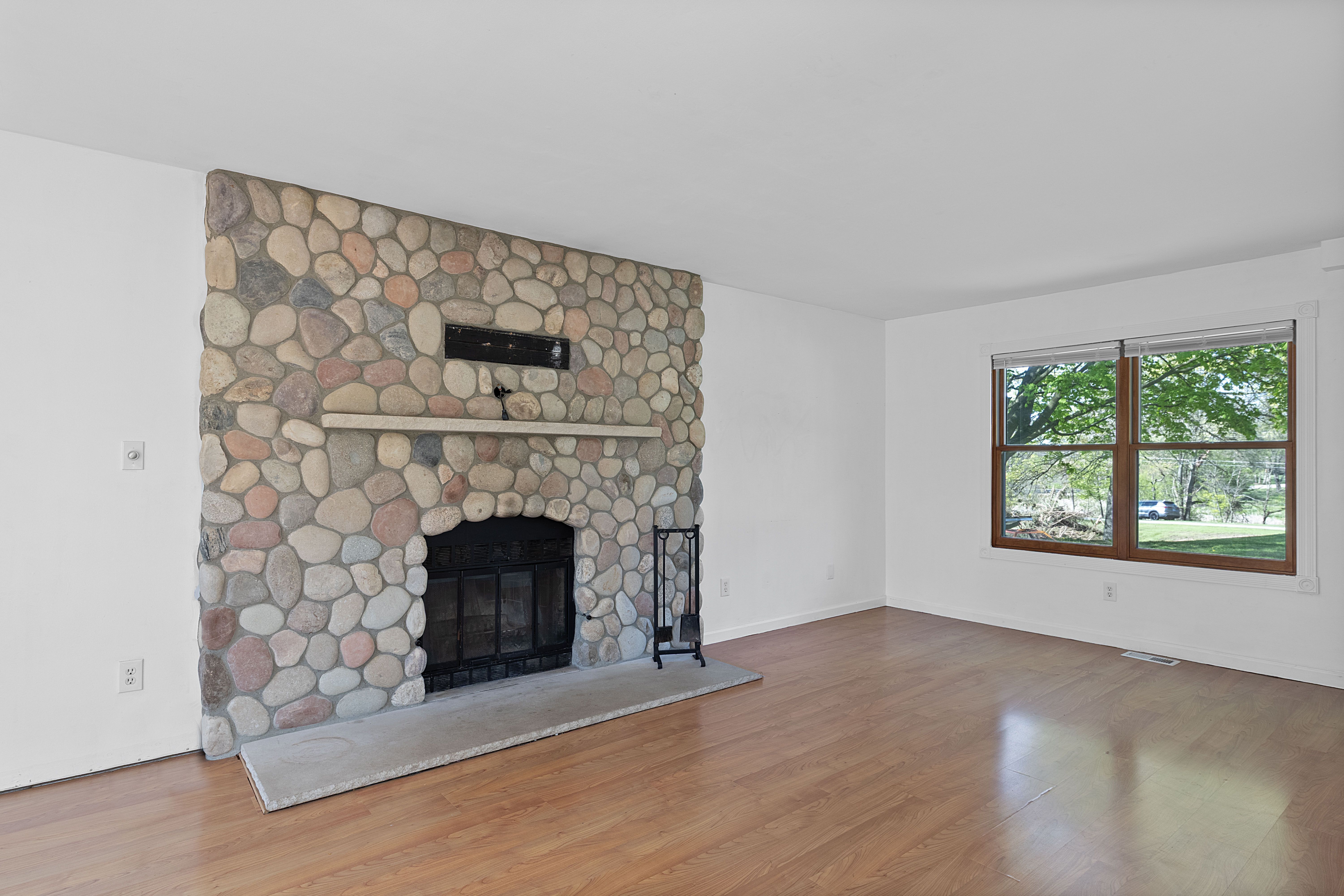 4471 SPRING OAKS Lane