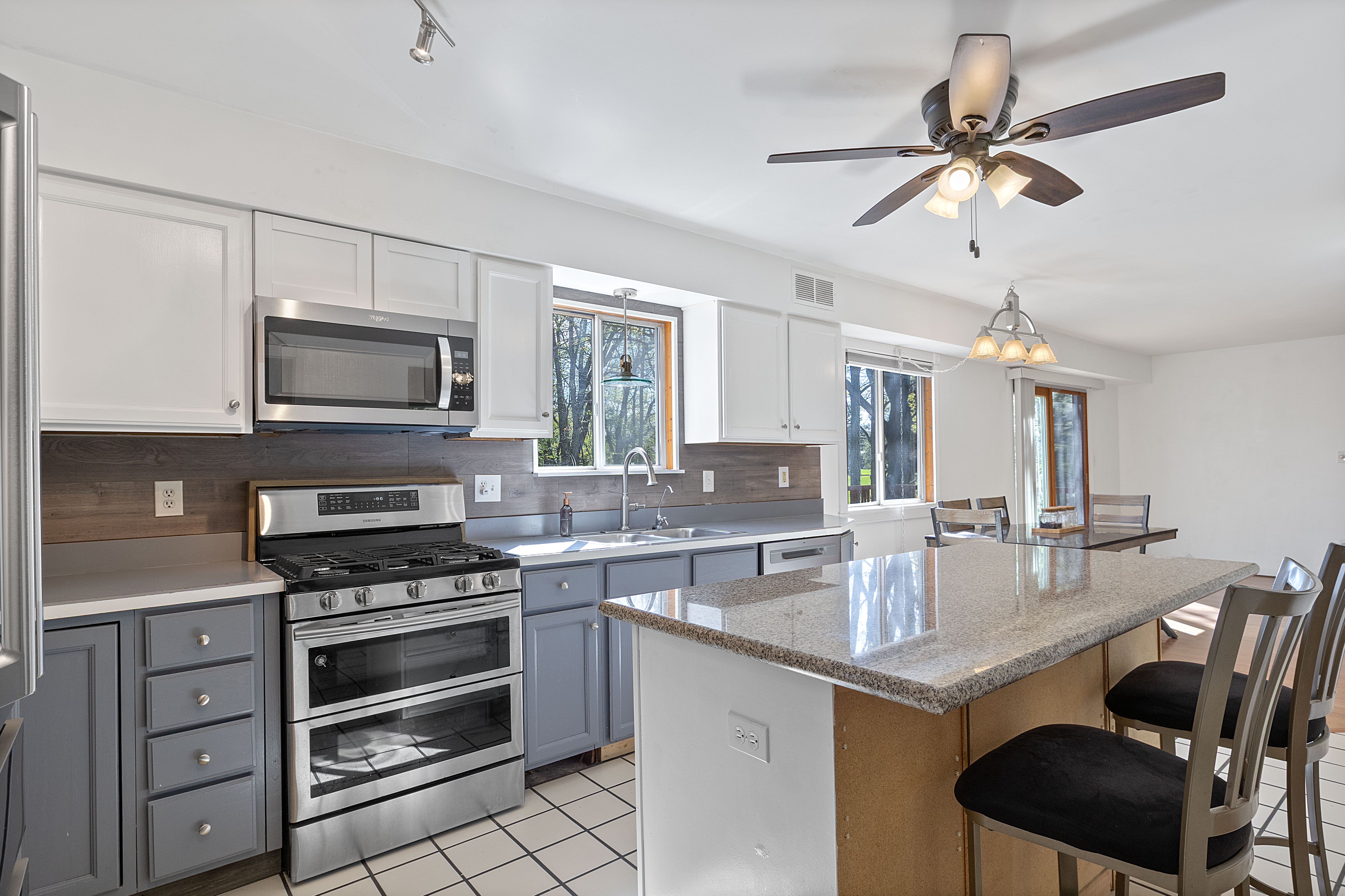 4471 SPRING OAKS Lane