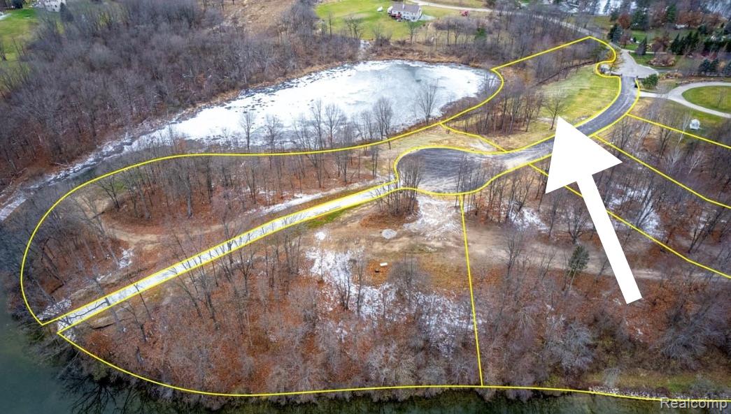 00007 Lakeshore Drive