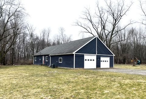 557 W James Street Lawrence Village MI 49064