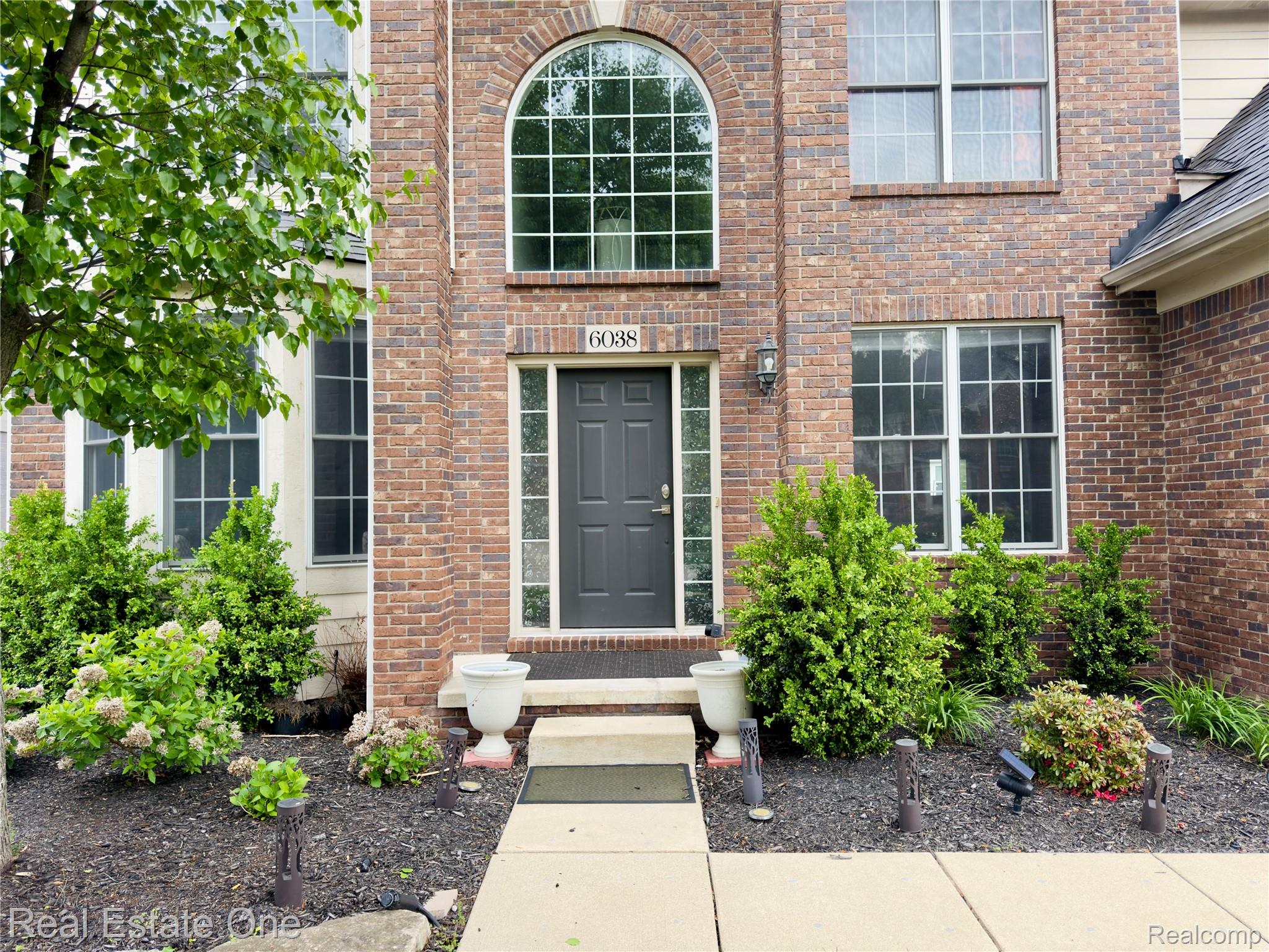 6038 Mayapple Drive