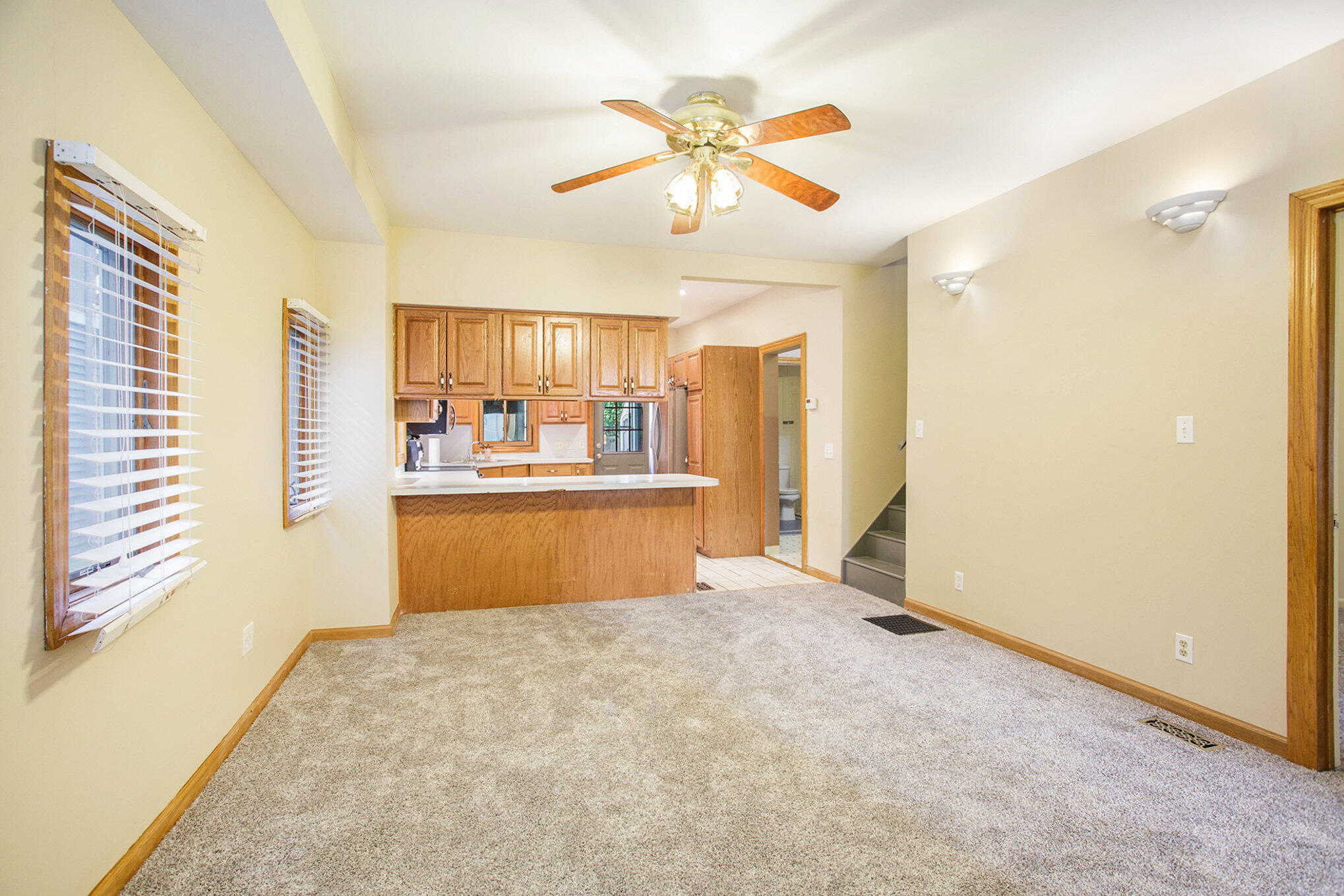 123 Diamond Avenue SE
