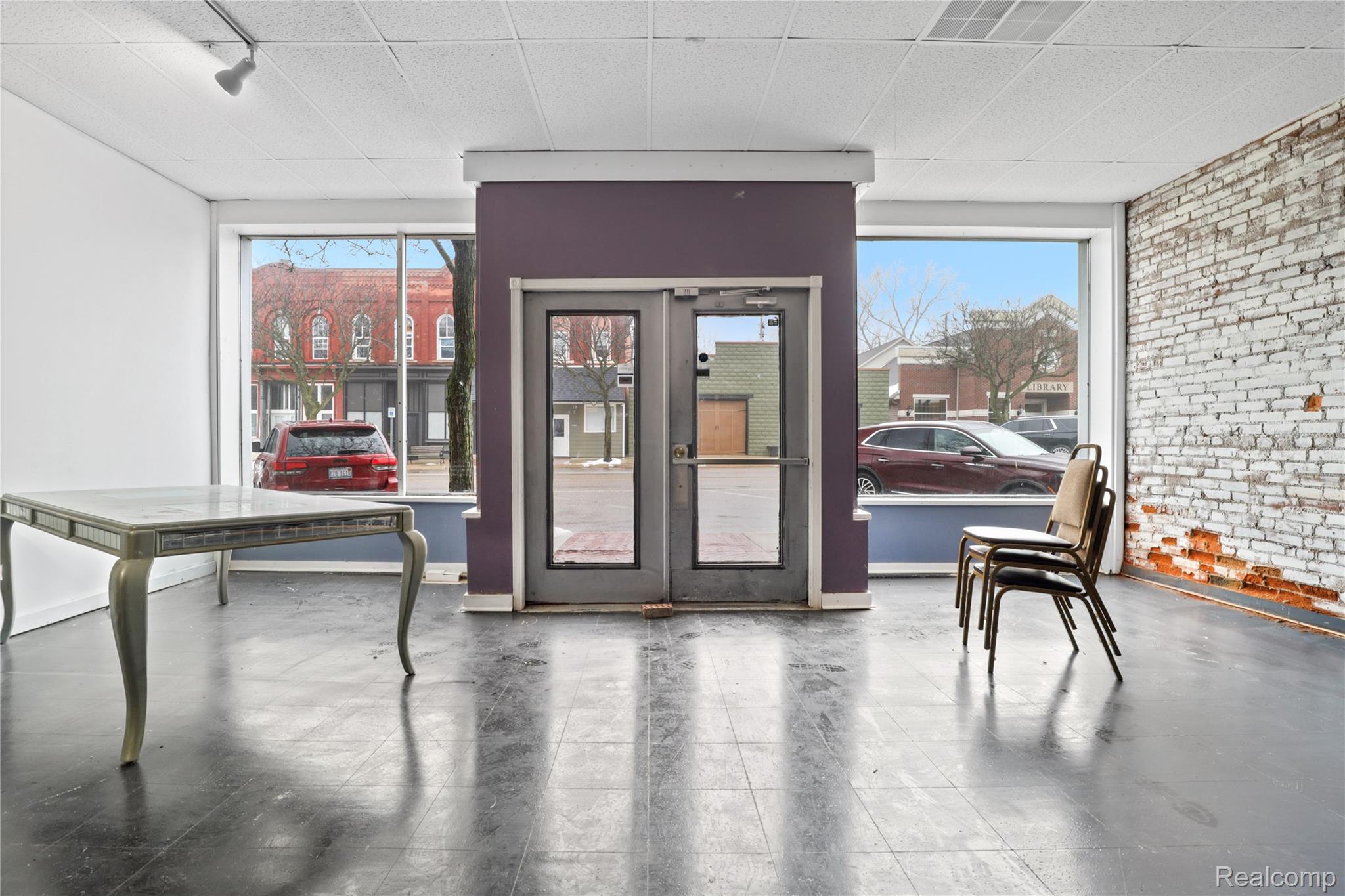 108-110 E Main Street