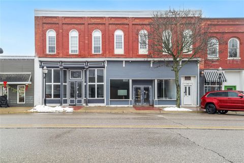 108-110 E Main Street Vernon Village MI 48476