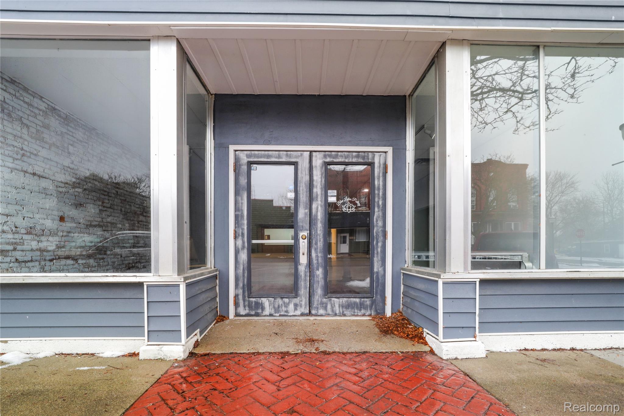 108-110 E Main Street