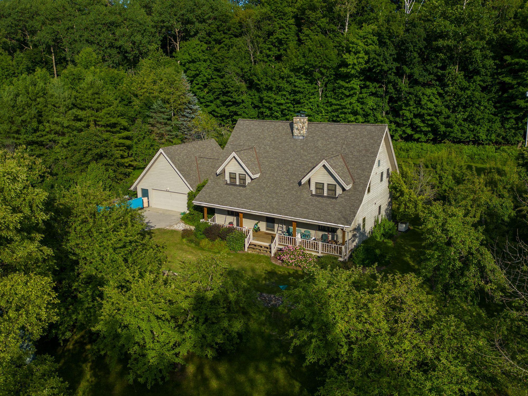 12142 Peninsula Drive