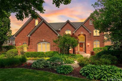10763 Stoney Point Drive Green Oak Township MI 48178