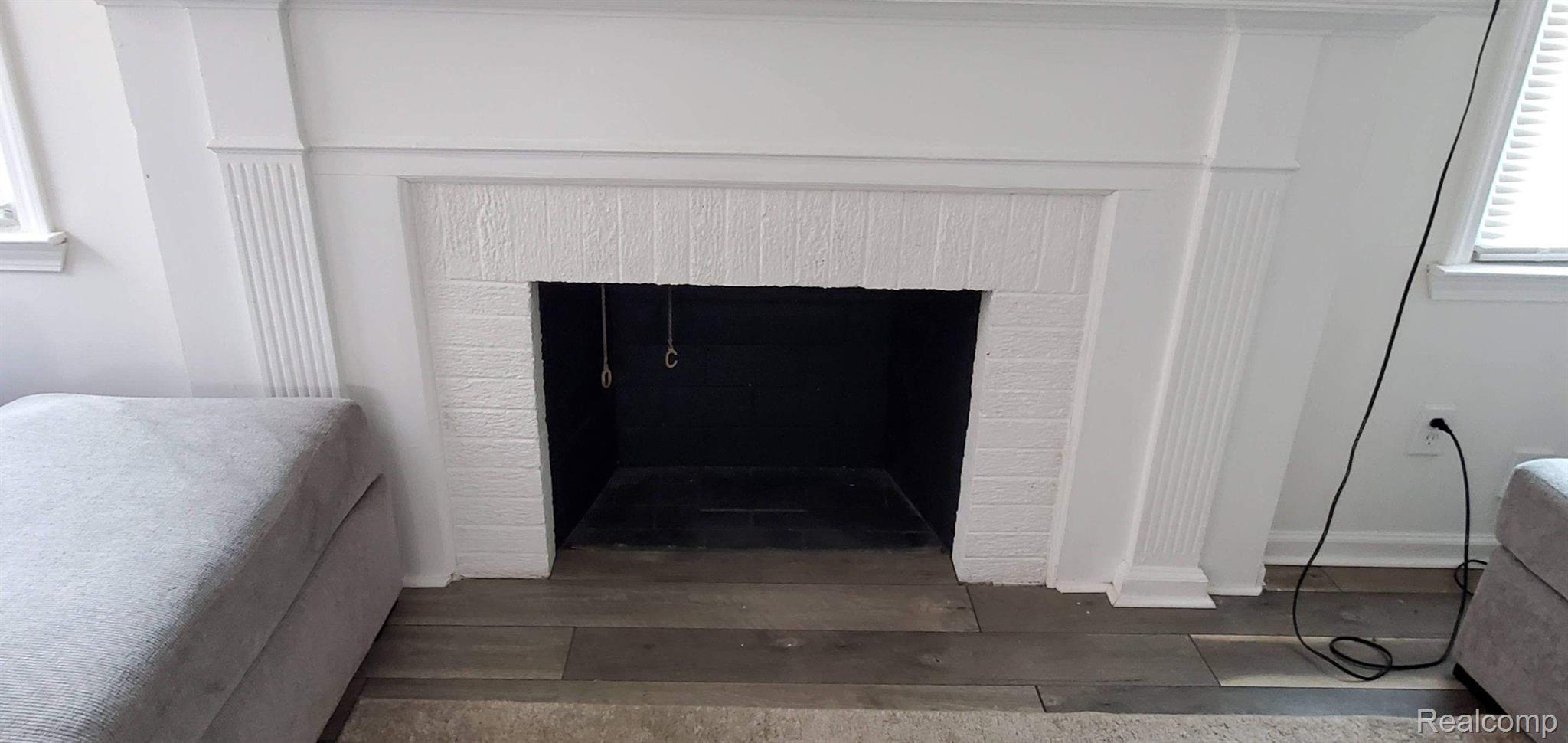 4628 BUCKINGHAM Avenue