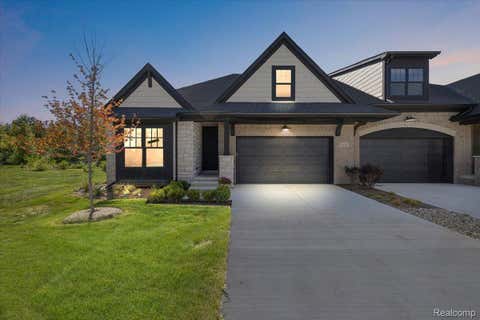 Photo of 2028 Breckenridge Court #10, Rochester City, MI 48307 (MLS # 20251044837)