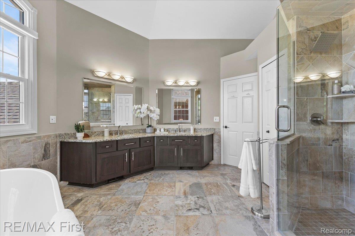 48241 Century Drive, Macomb, MI 48044 — MLS #20261034686 — photo 32 of 62