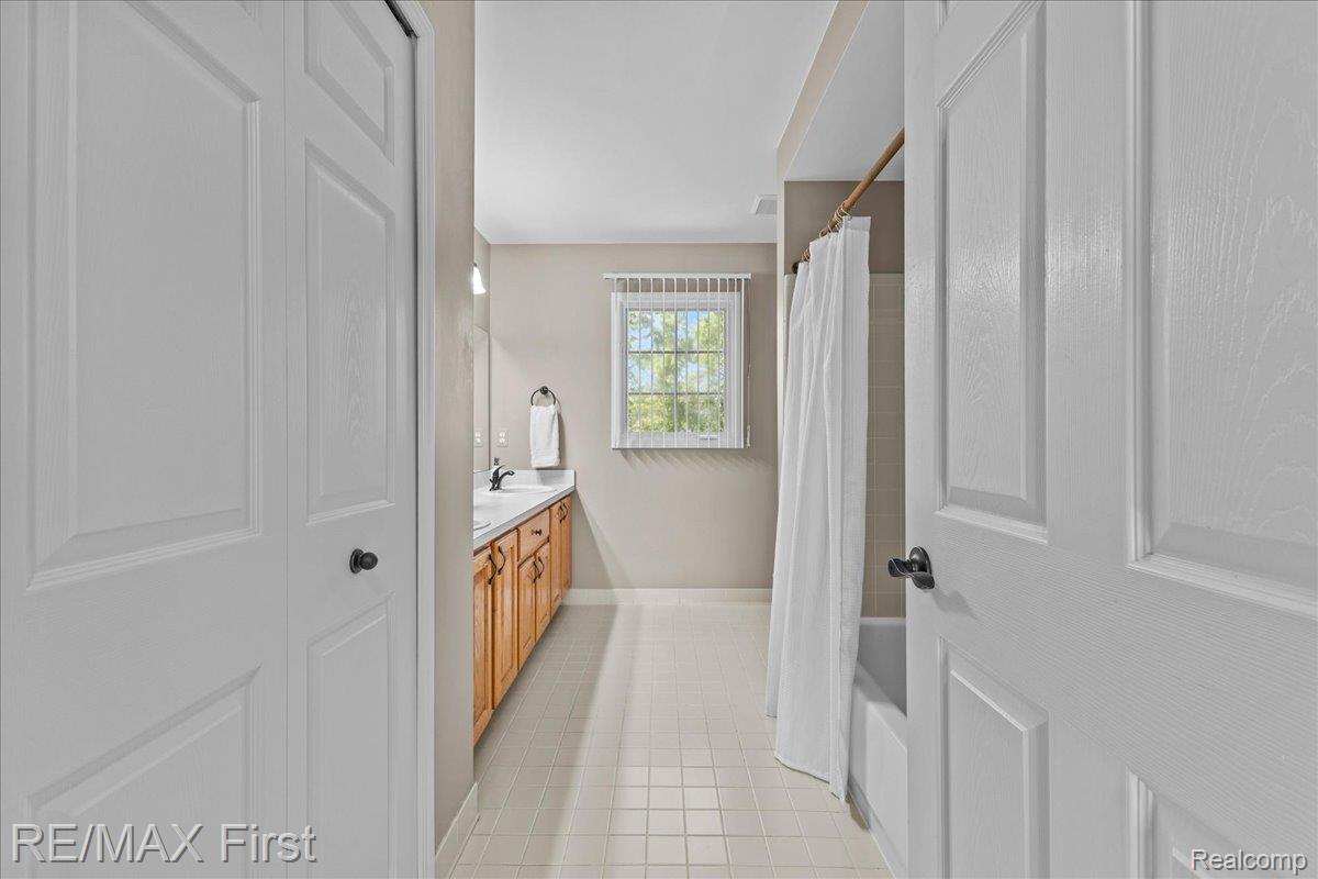 48241 Century Drive, Macomb, MI 48044 — MLS #20261034686 — photo 40 of 62