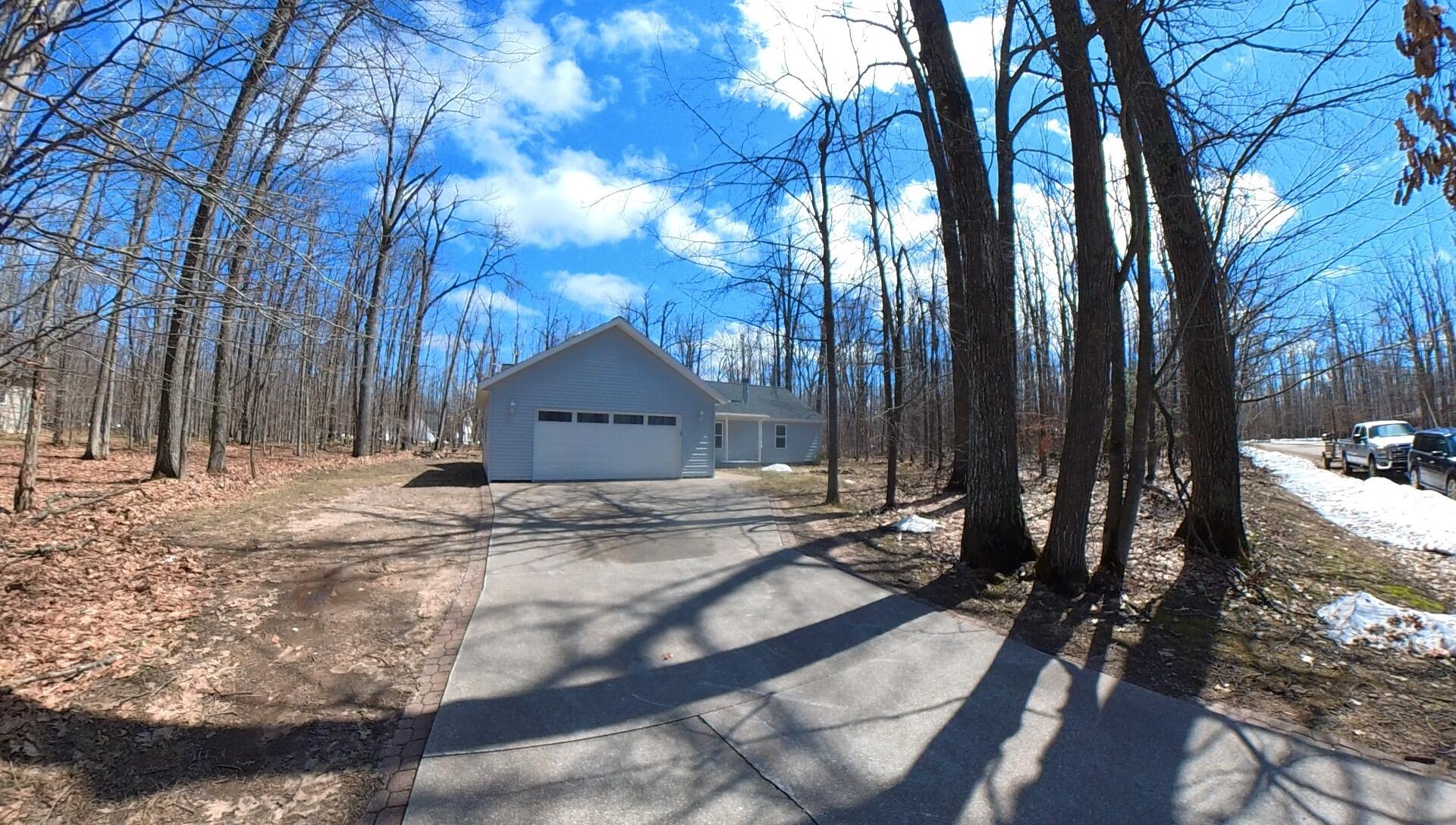 6405 Wolverine Trail