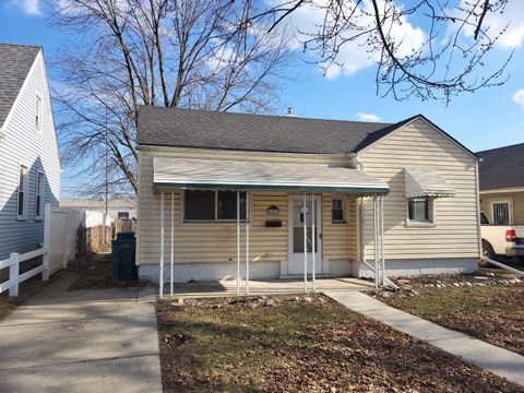 1593 Lejeune Lincoln Park City MI 48146
