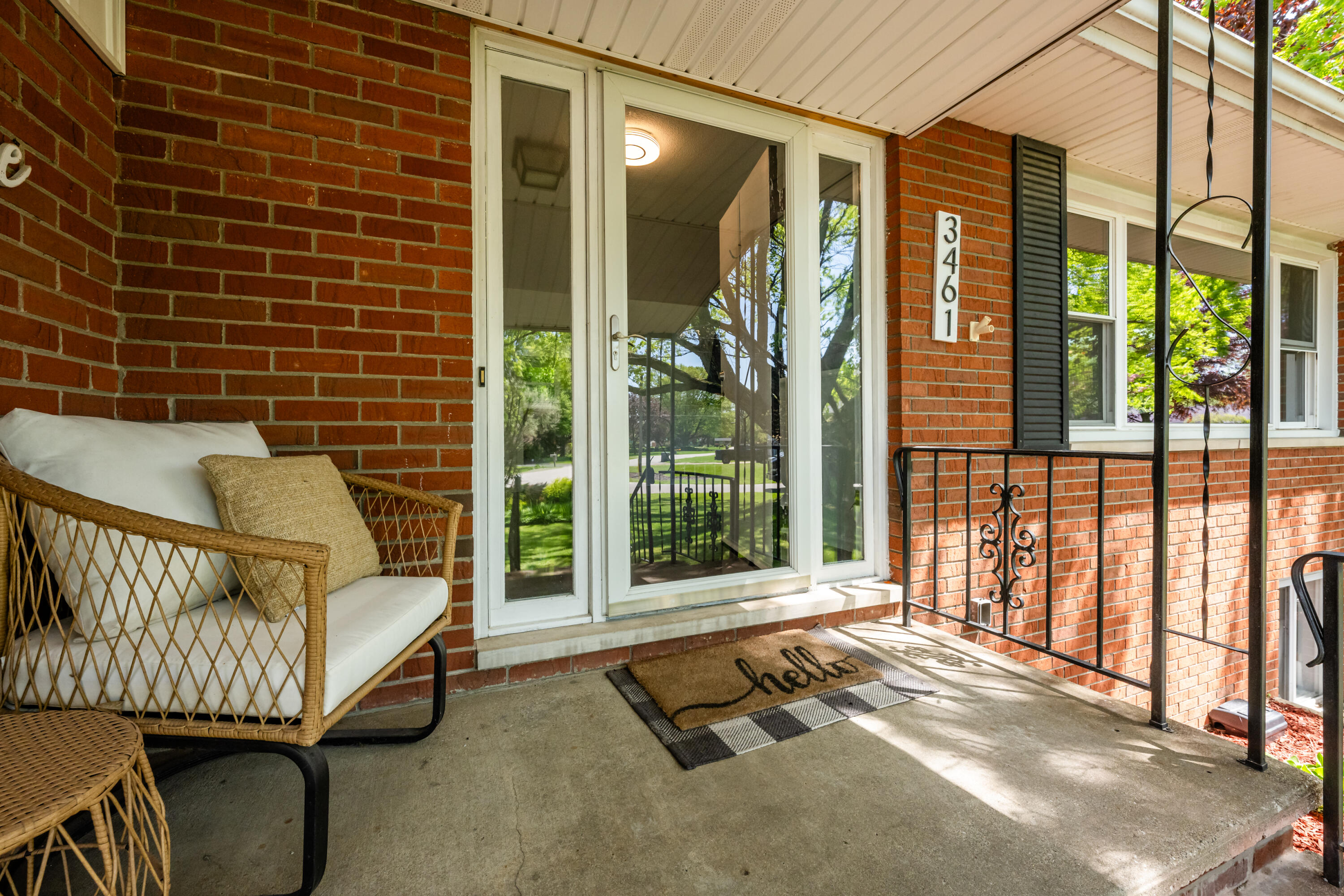 3461 W Valley View Drive