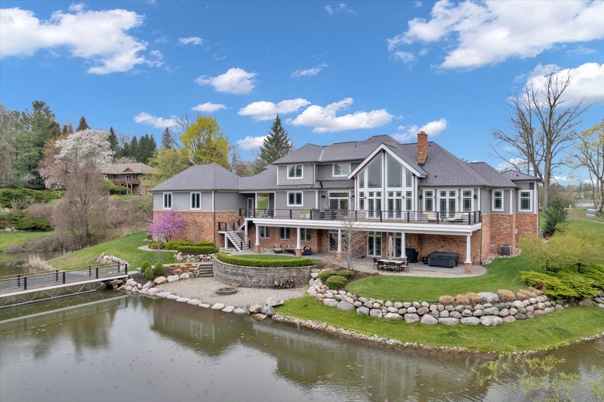 595 ARMY Road