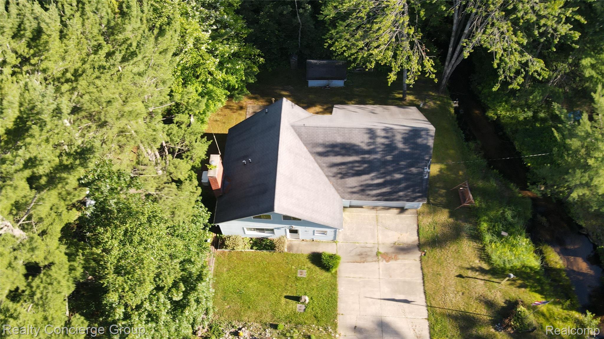 121 Dewey Street