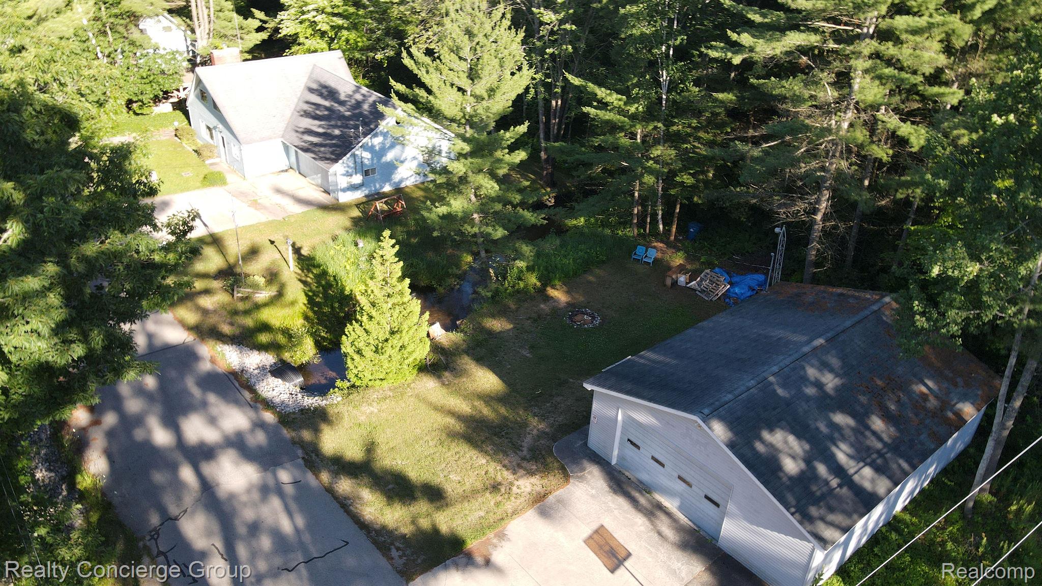 121 Dewey Street