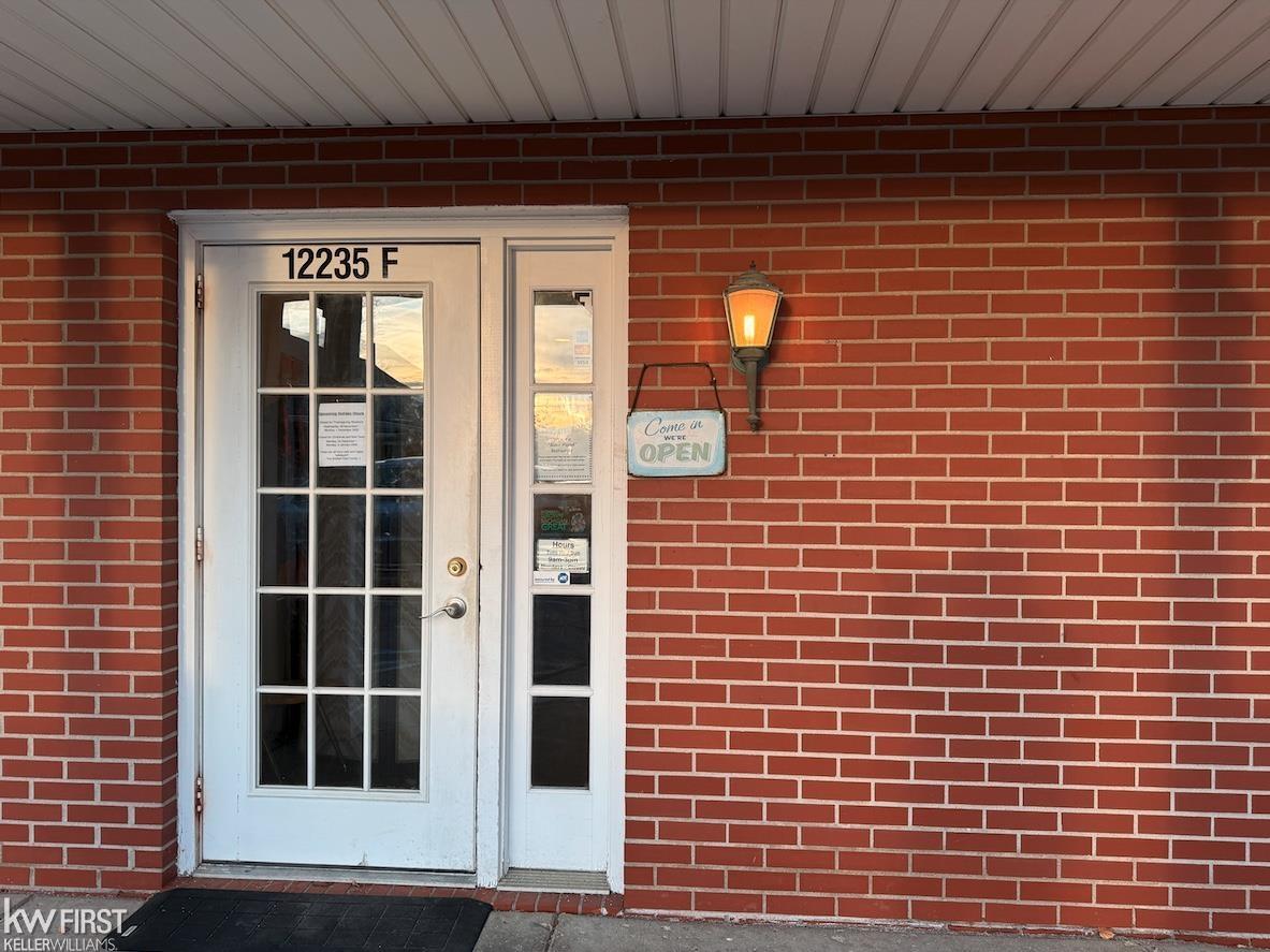 12235 S Saginaw Street