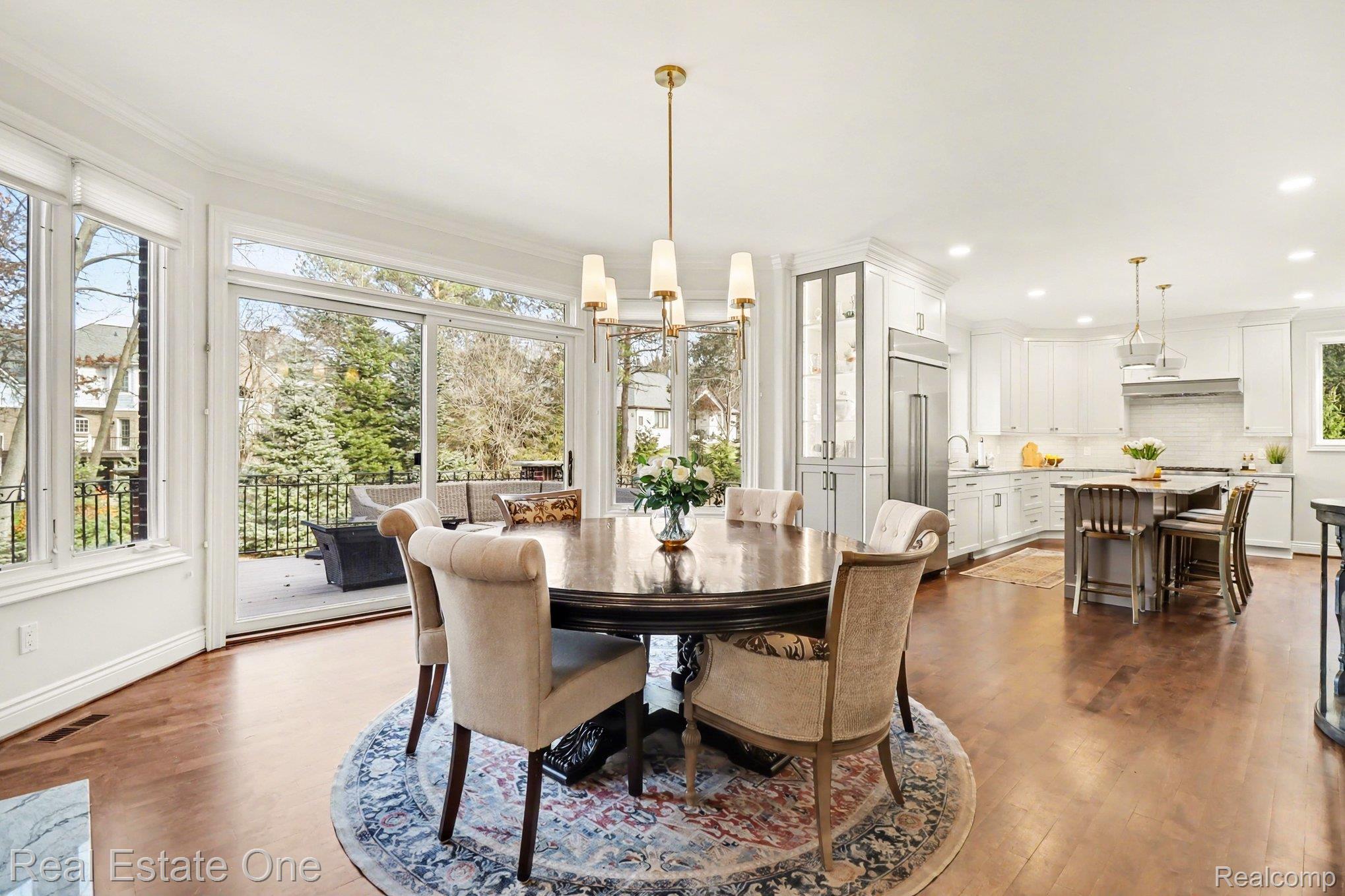 960 Hill Hollow Lane