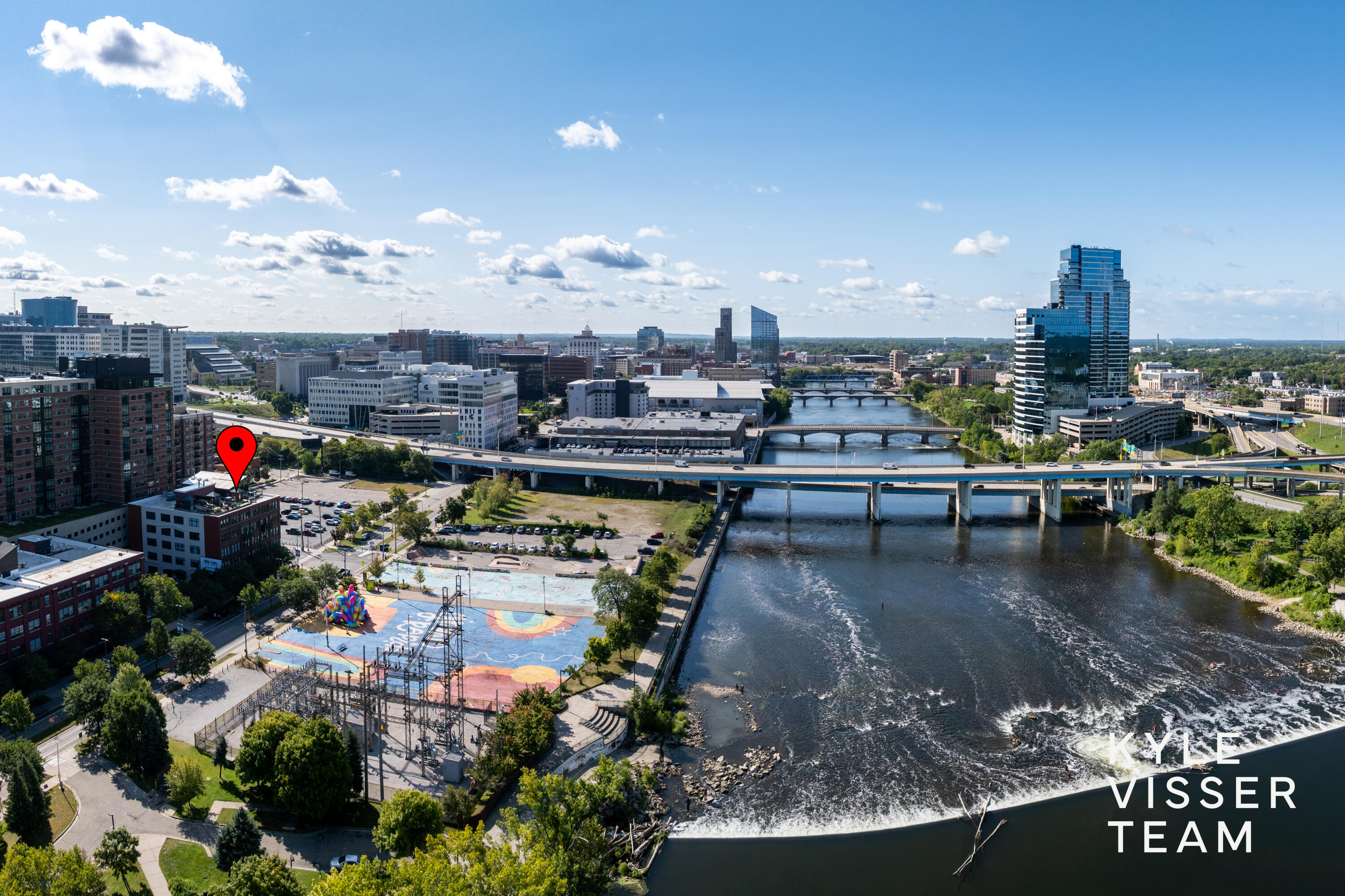 600 Monroe Avenue NW 407