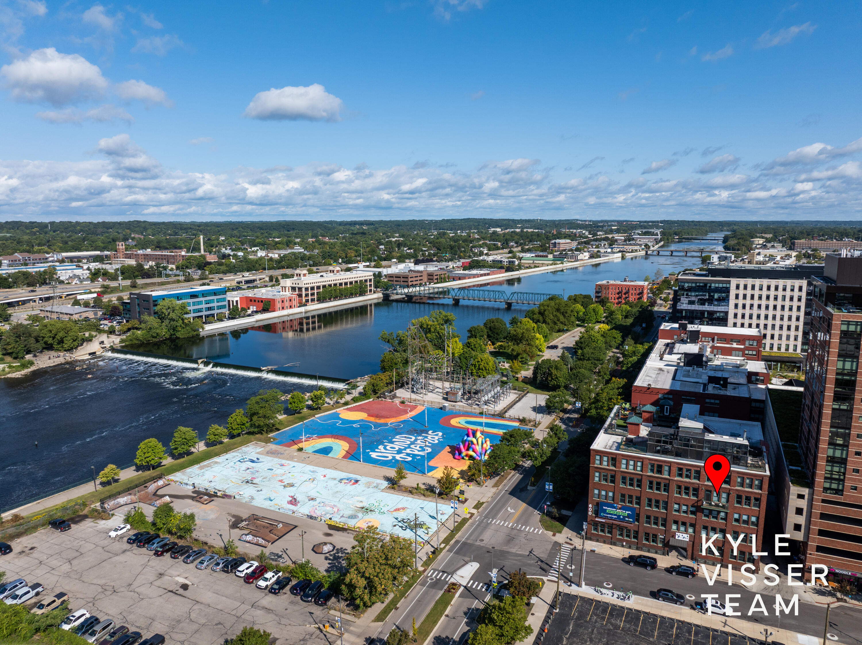 600 Monroe Avenue NW 407