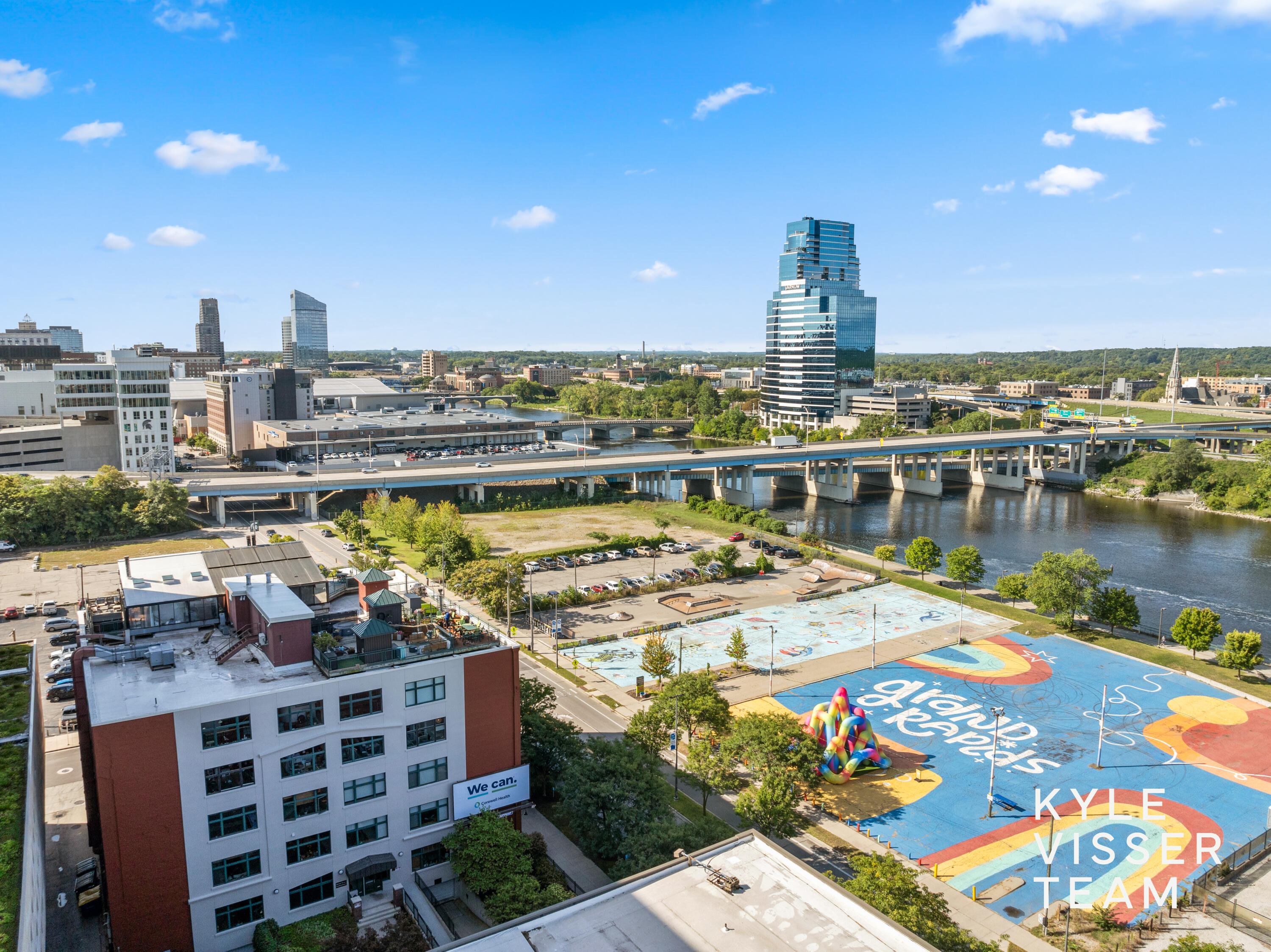 600 Monroe Avenue NW 407