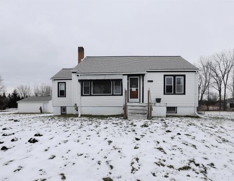 2242 W Lake Road Vienna Charter Township MI 48420