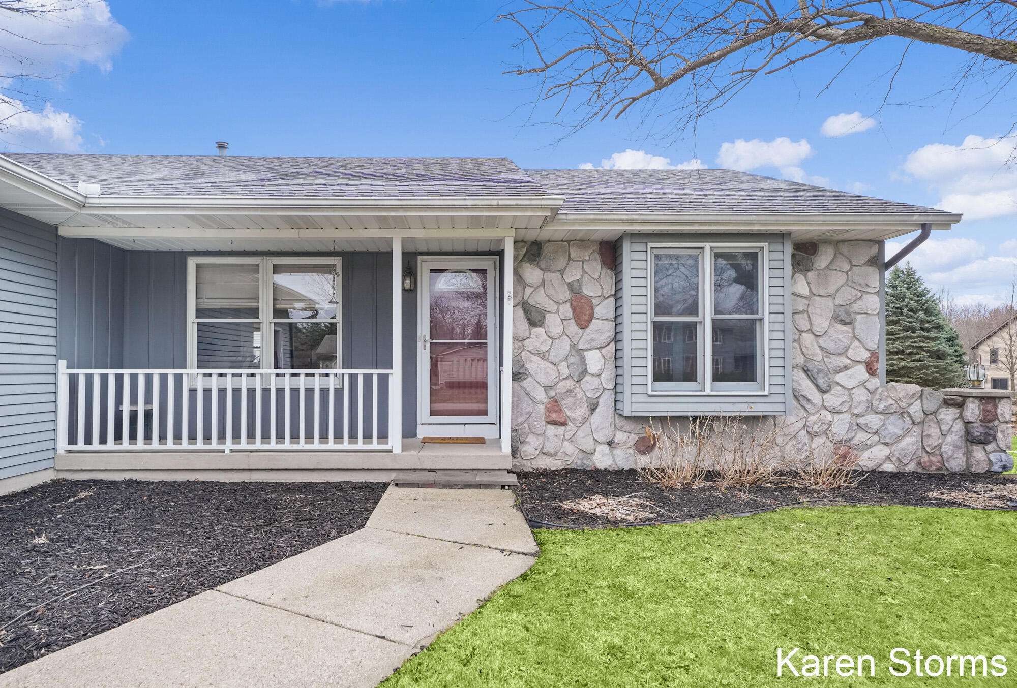 7454 Pheasant Run Drive