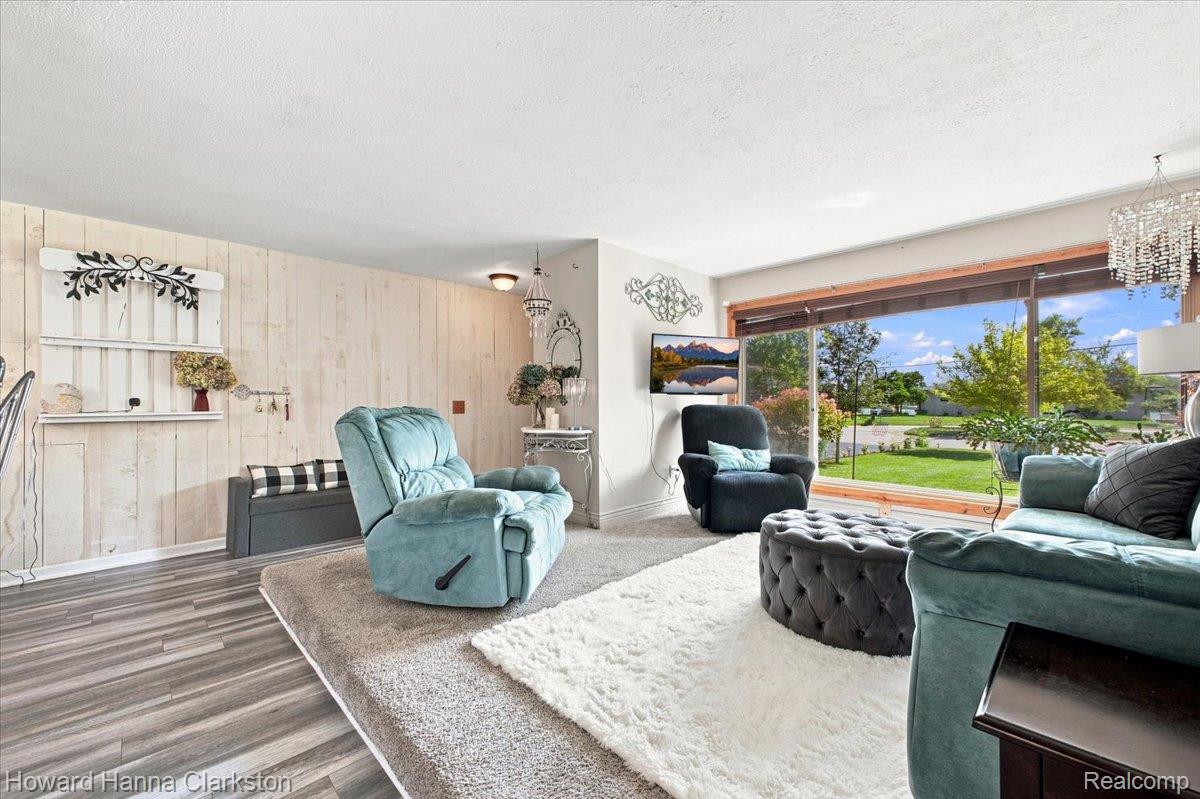 5029 Bronco Drive