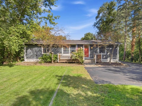 Photo of 2789 Hickory Lawn Road, Rochester Hills City, MI 48307 (MLS # 58050222077)