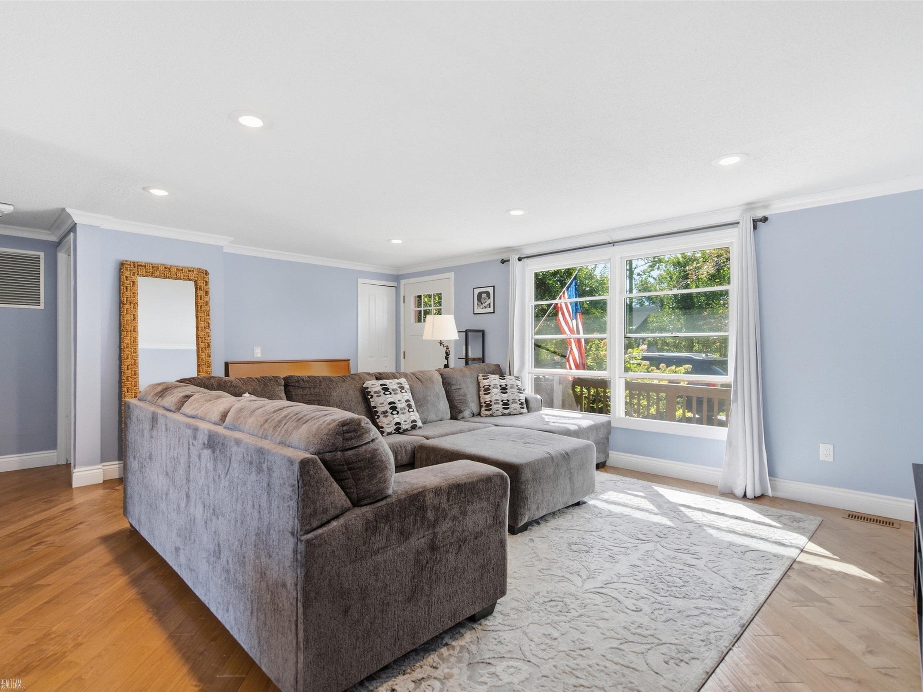 2789 Hickory Lawn Road