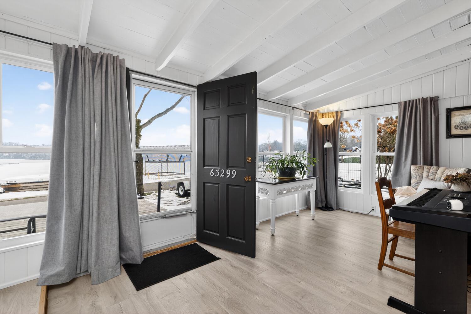 63299 Storeyhill Street