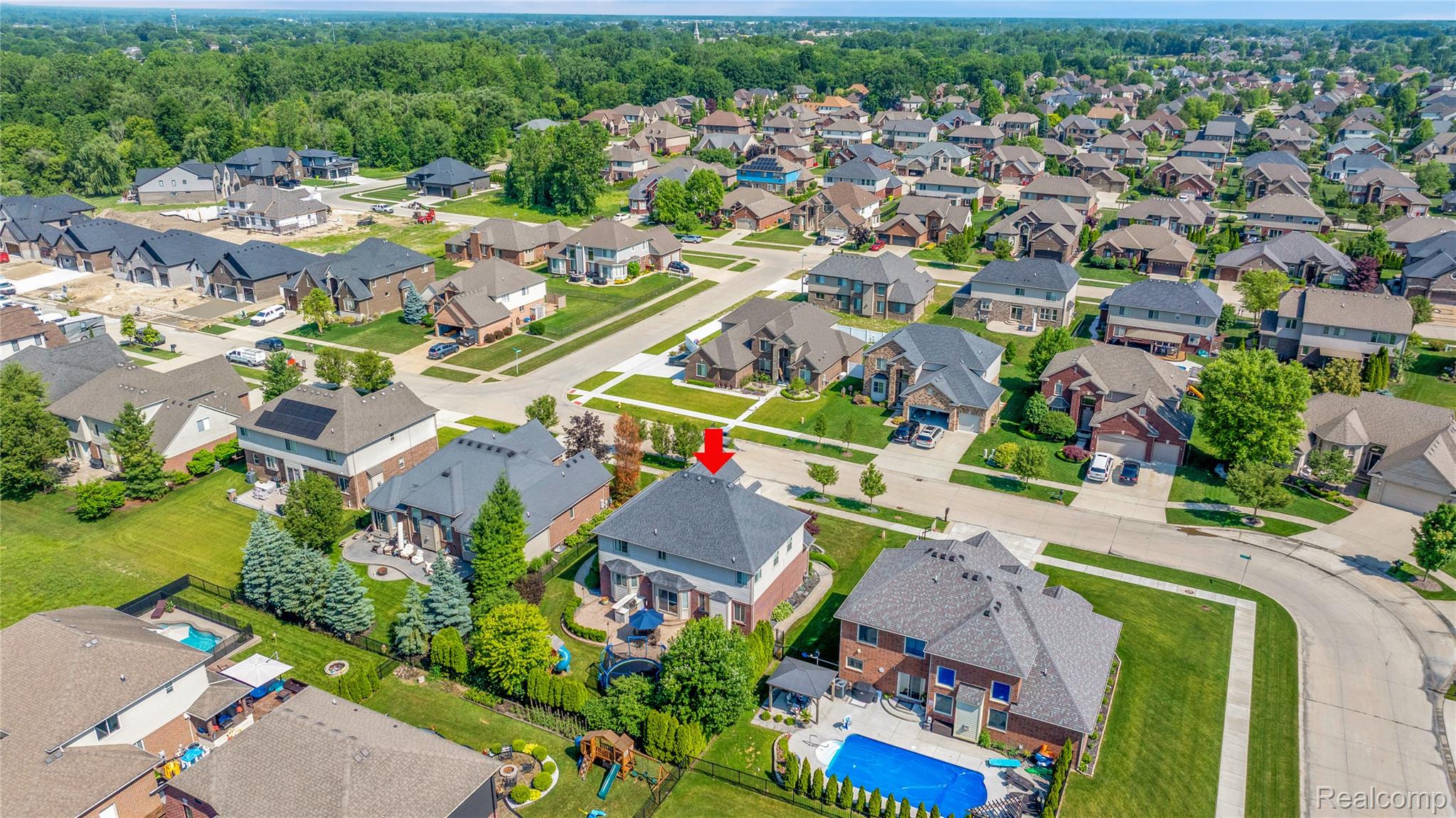 Macomb Township, Michigan 48044, United States, 4 Bedrooms Bedrooms, ,3 BathroomsBathrooms,Residential,Active,162901