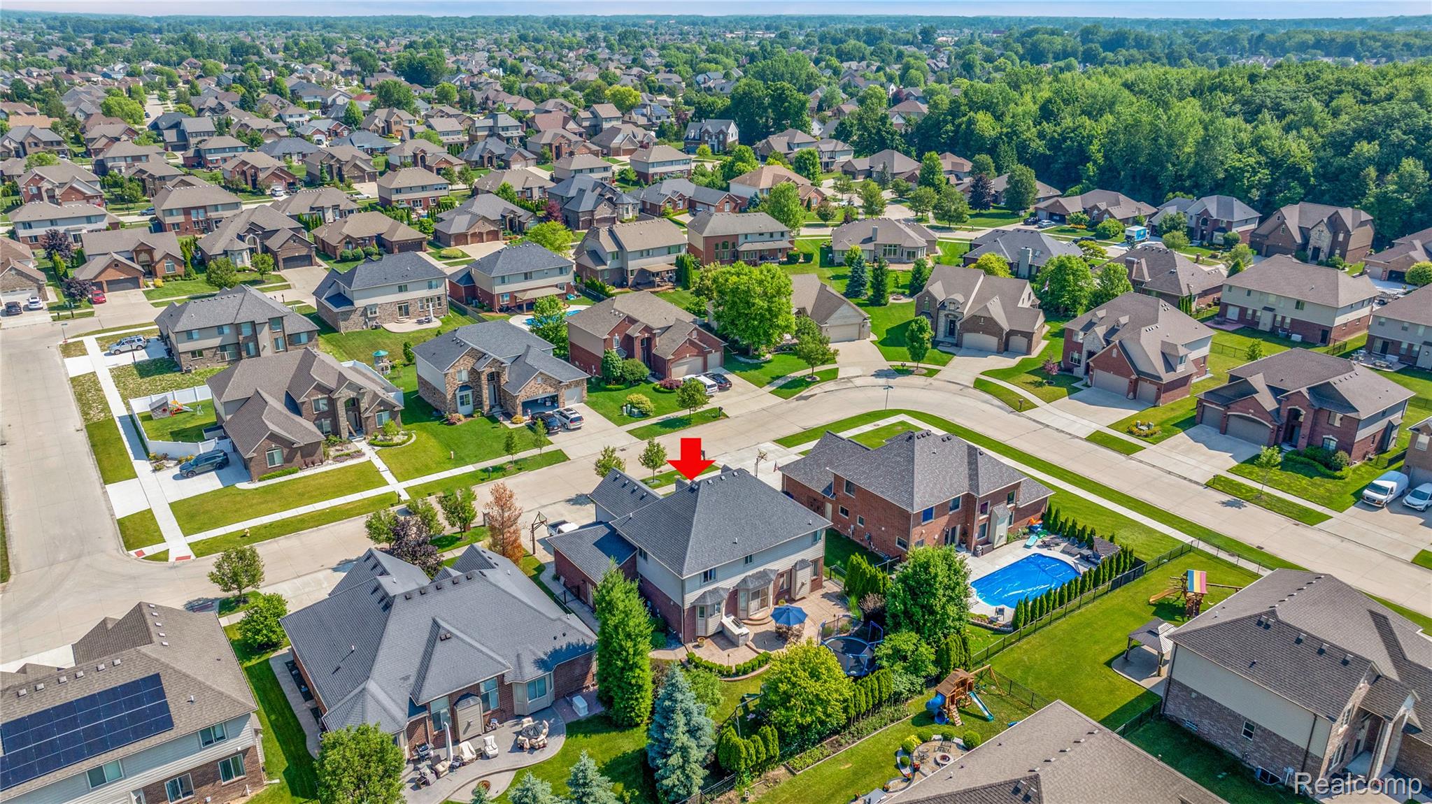 Macomb Township, Michigan 48044, United States, 4 Bedrooms Bedrooms, ,3 BathroomsBathrooms,Residential,Active,162901