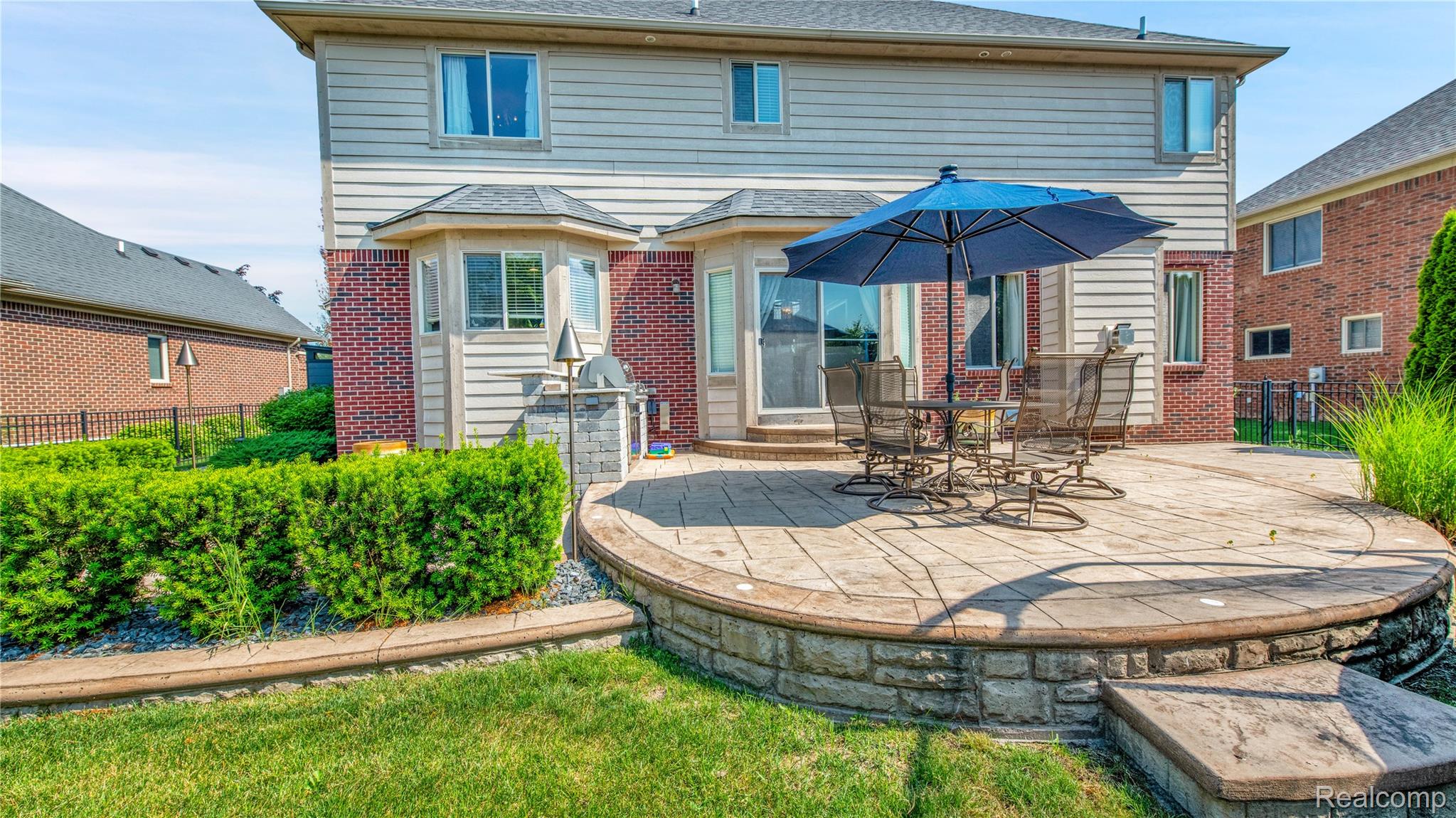 Macomb Township, Michigan 48044, United States, 4 Bedrooms Bedrooms, ,3 BathroomsBathrooms,Residential,Active,162901