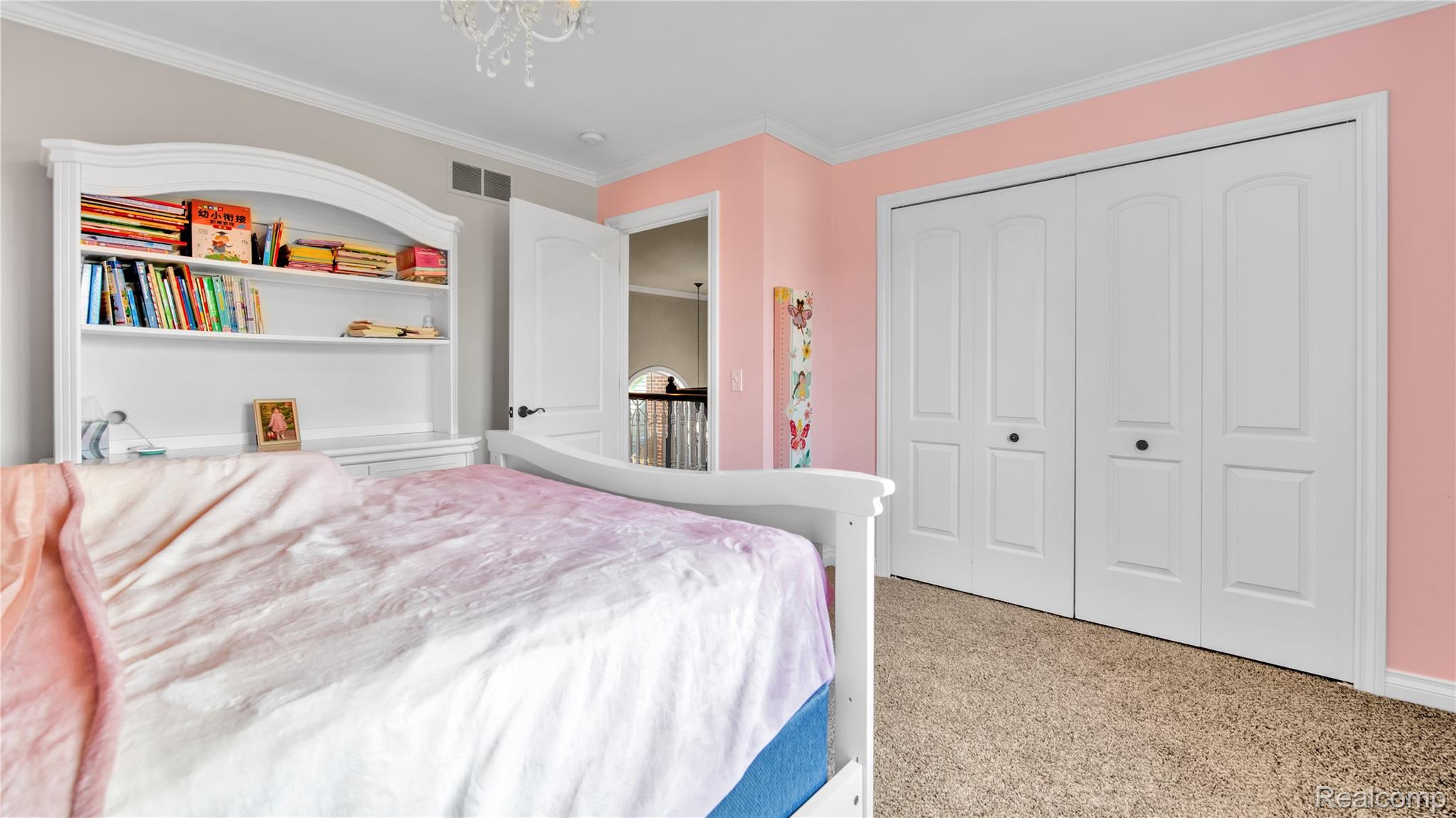 Macomb Township, Michigan 48044, United States, 4 Bedrooms Bedrooms, ,3 BathroomsBathrooms,Residential,Active,162901