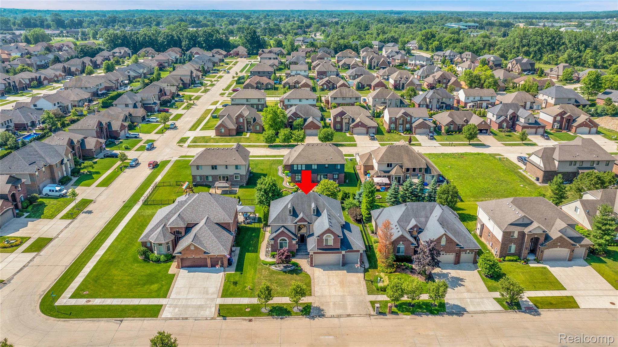 Macomb Township, Michigan 48044, United States, 4 Bedrooms Bedrooms, ,3 BathroomsBathrooms,Residential,Active,162901