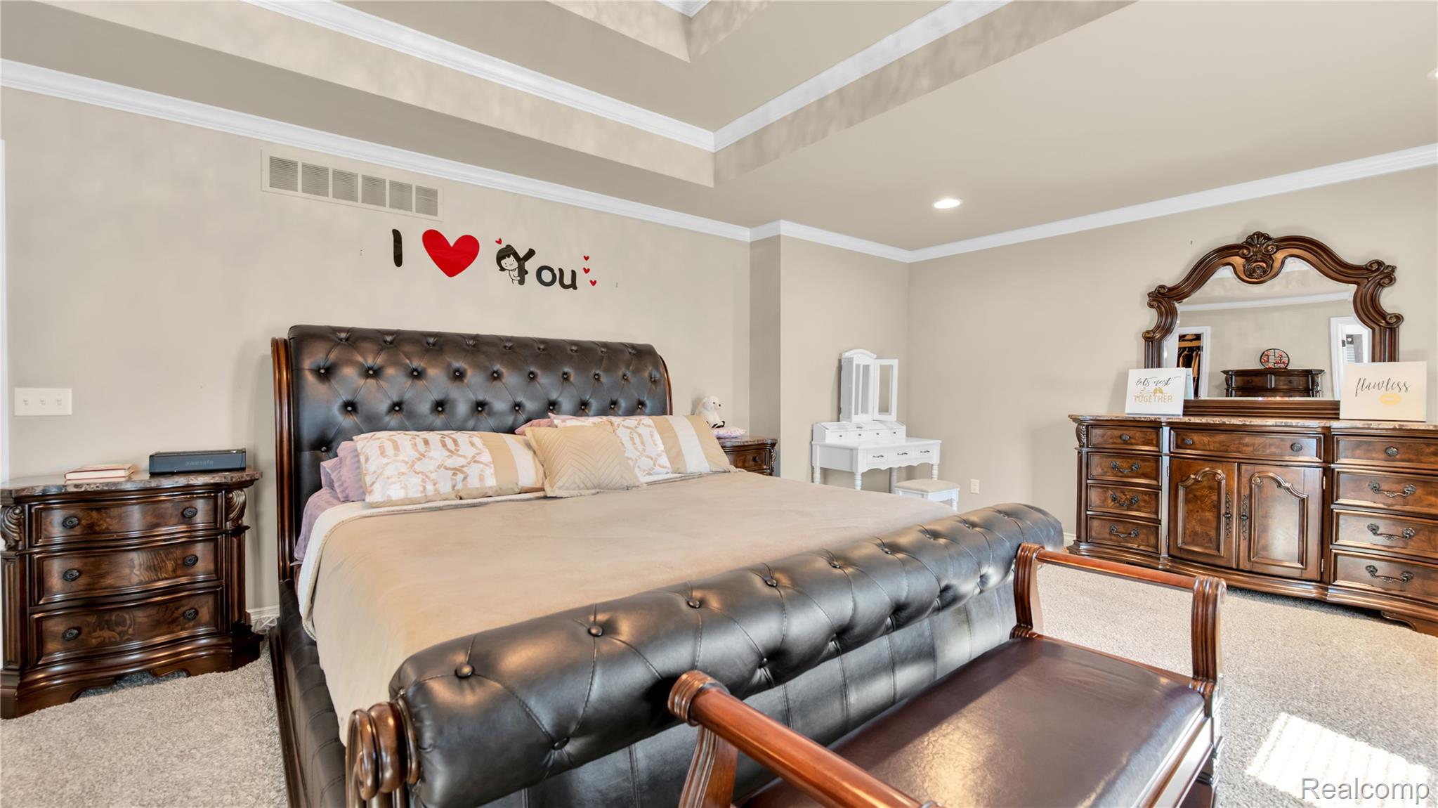 Macomb Township, Michigan 48044, United States, 4 Bedrooms Bedrooms, ,3 BathroomsBathrooms,Residential,Active,162901