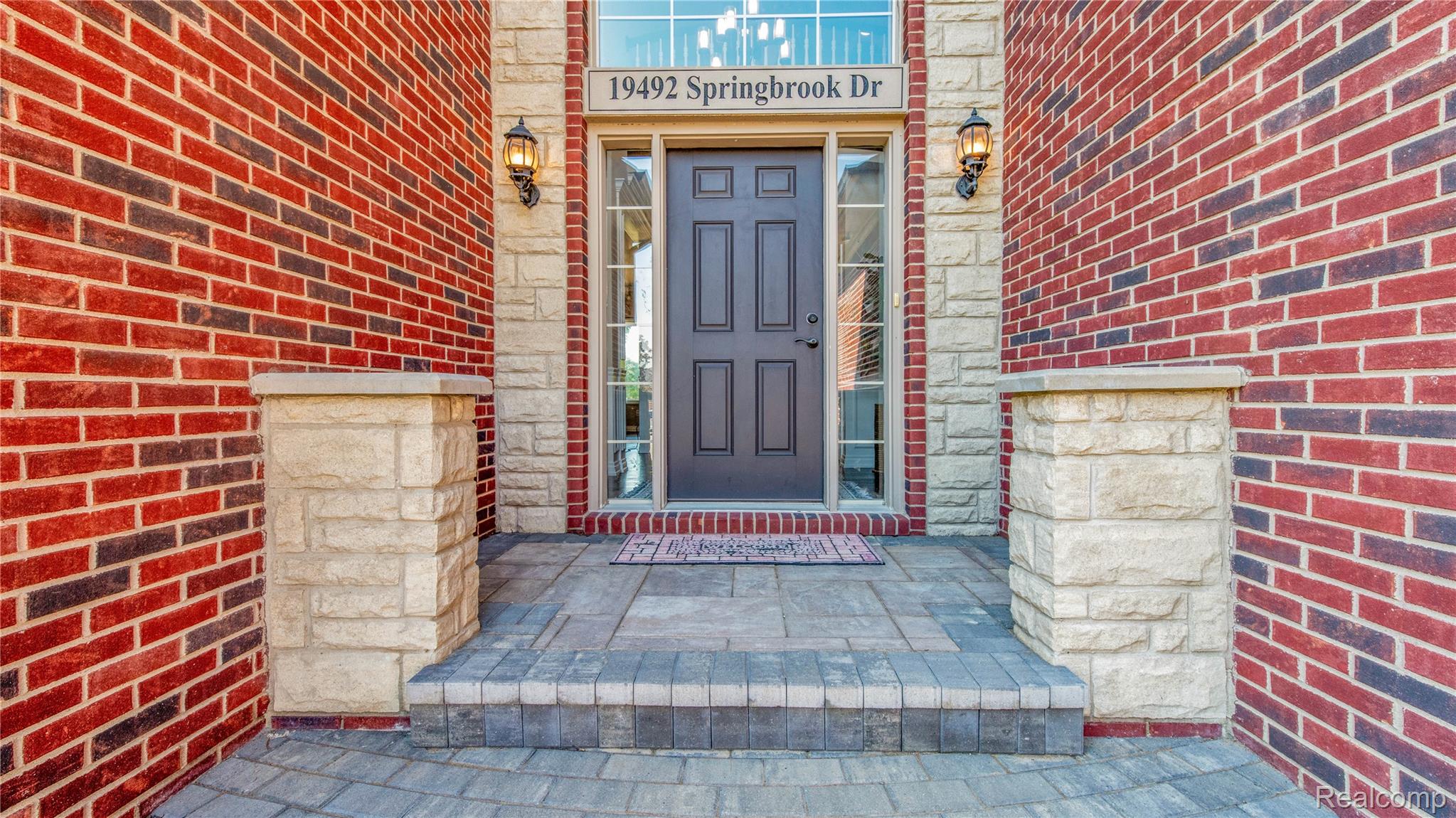 Macomb Township, Michigan 48044, United States, 4 Bedrooms Bedrooms, ,3 BathroomsBathrooms,Residential,Active,162901