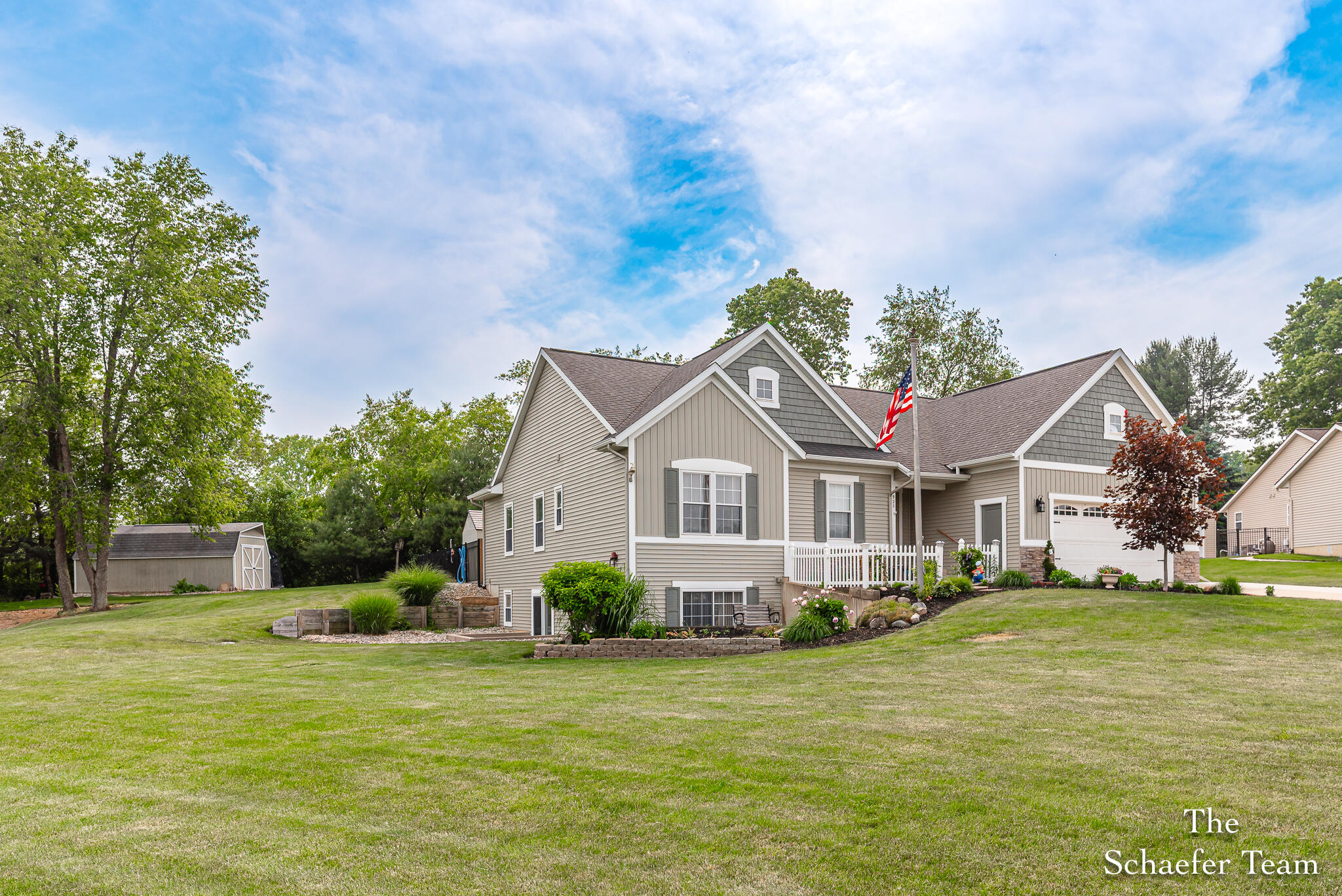 923 Soren Court SE