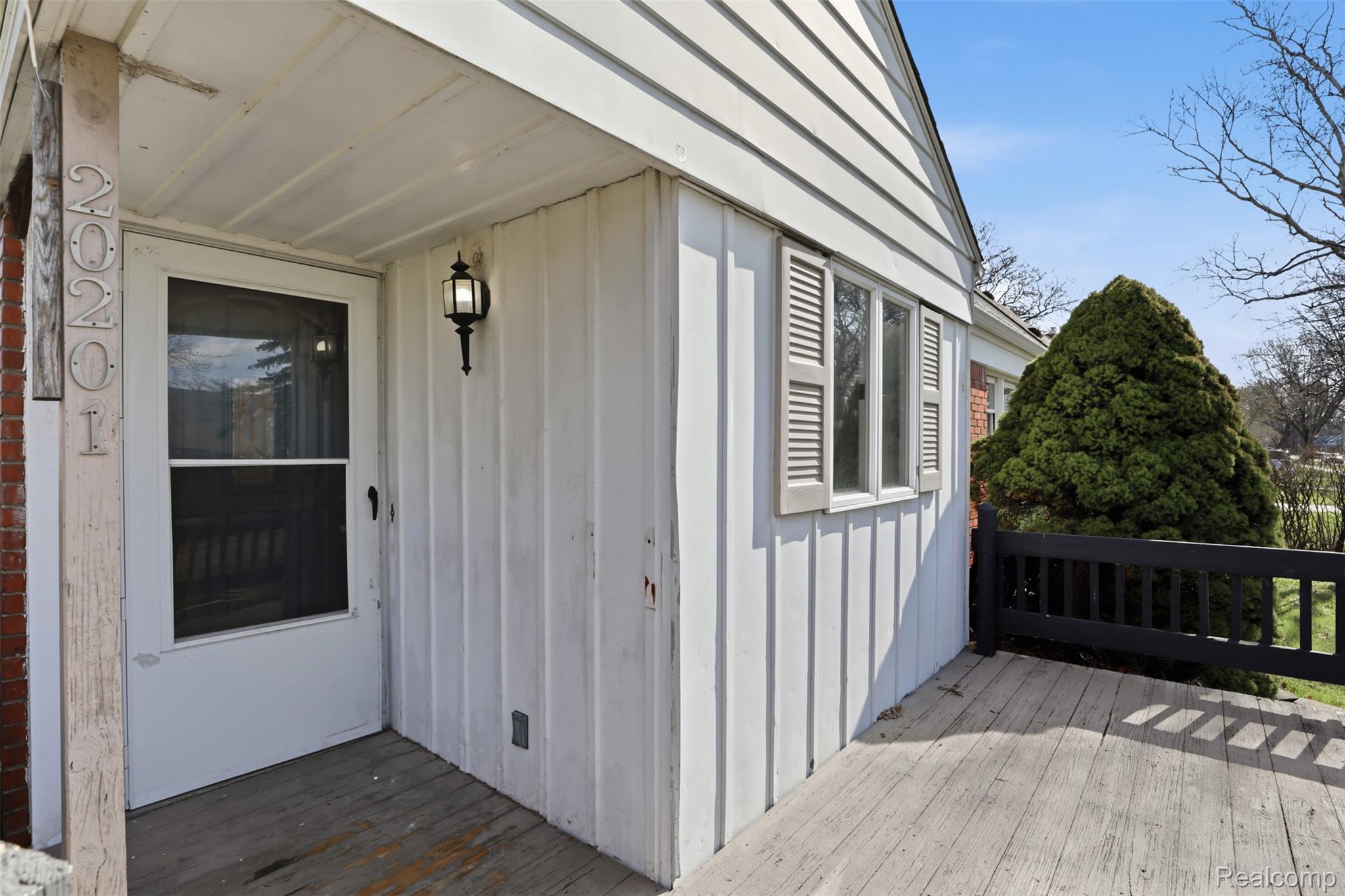 20201 Lancaster Street